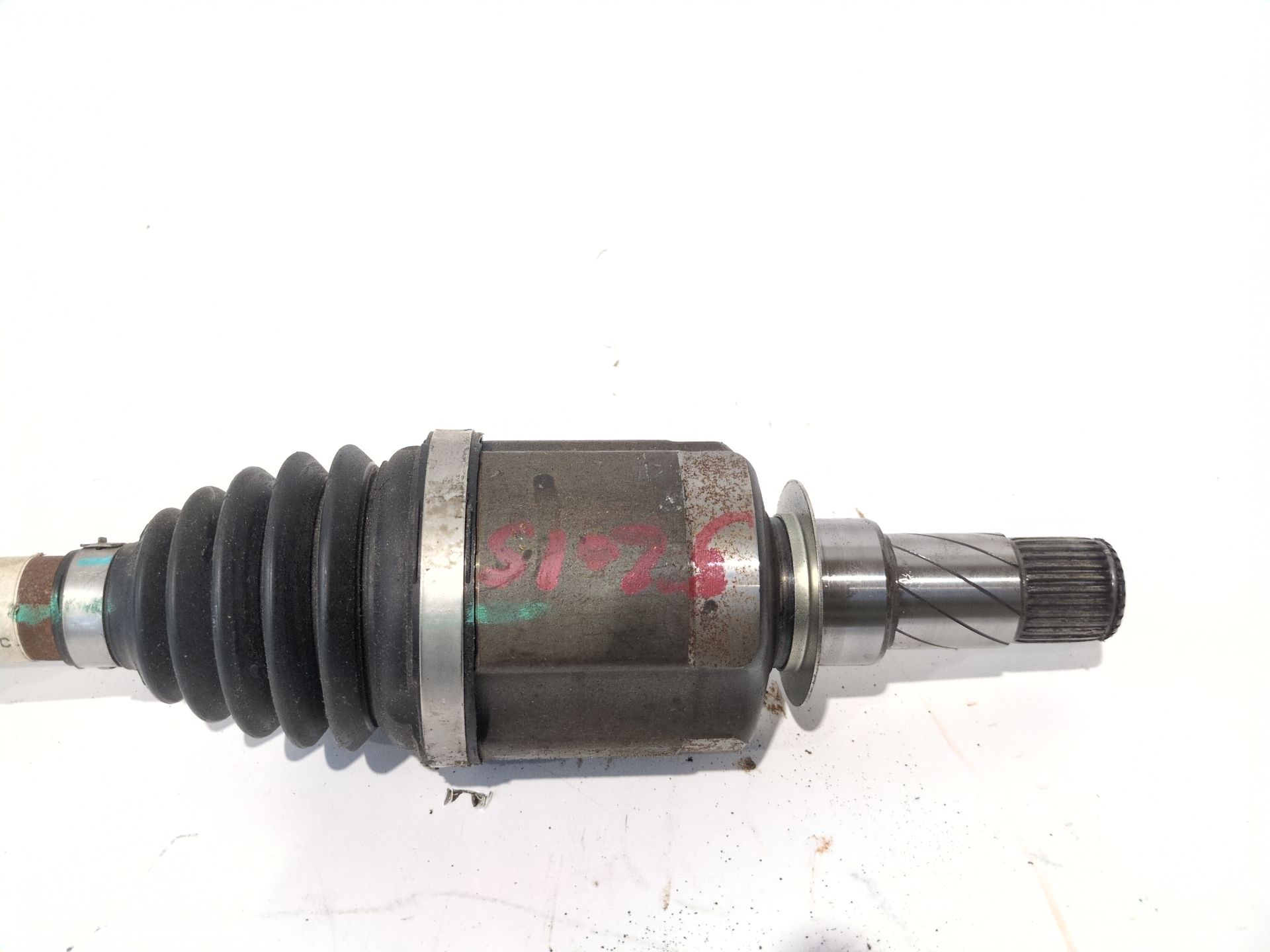 transmision_delantera_izquierda_8201747490_renault_captur_ii_hf_tce_140_hfn0