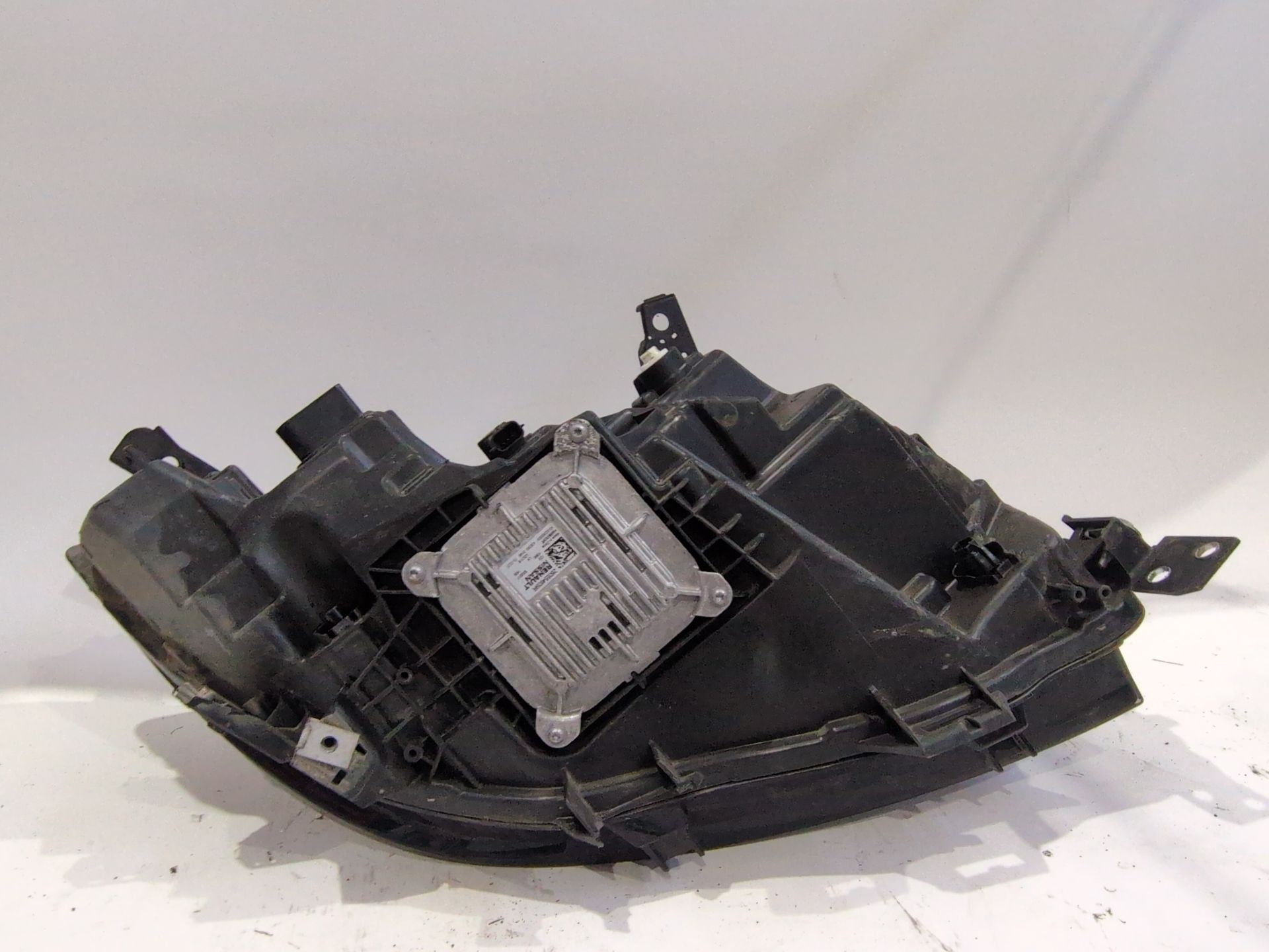 faro_izquierdo_260606388r_1ex01515101_renault_austral_tce_140