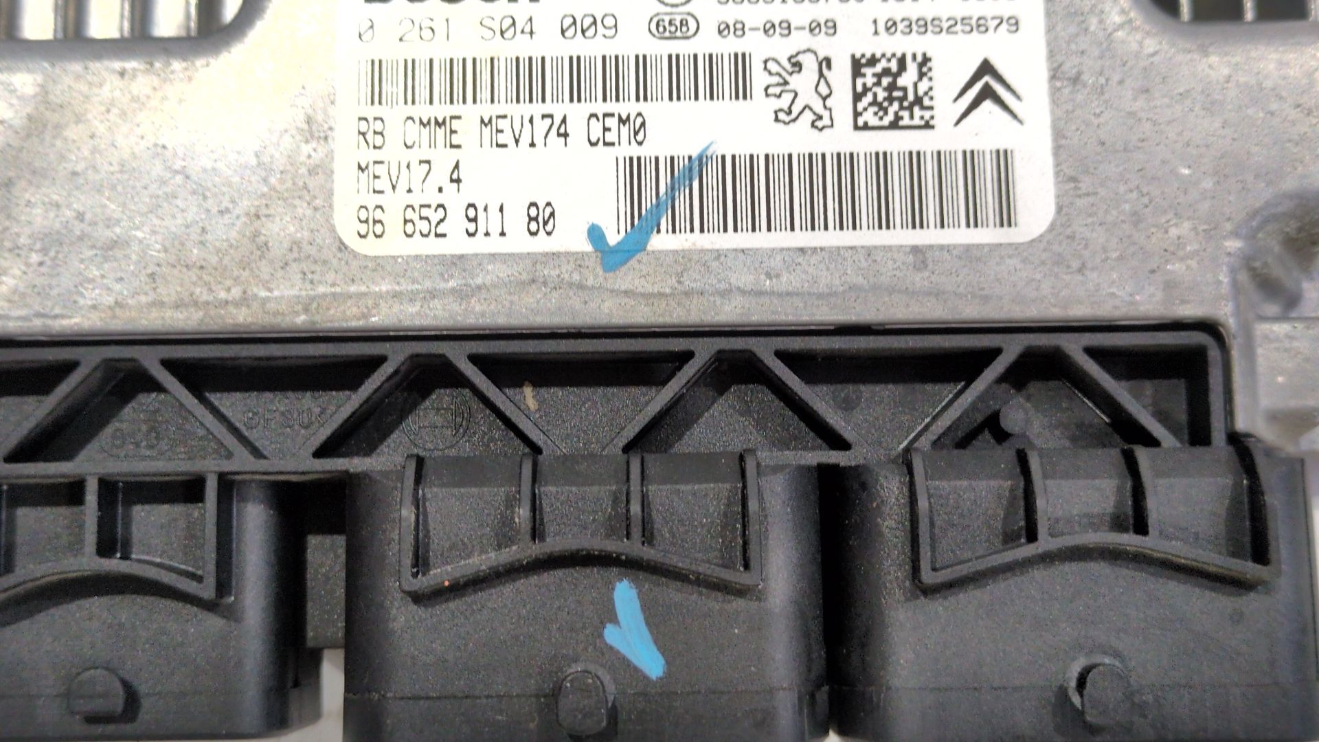 centralita_motor_uce_9665291180_0261s04009_citr_n_c4_i_lc_1_6_vti_120