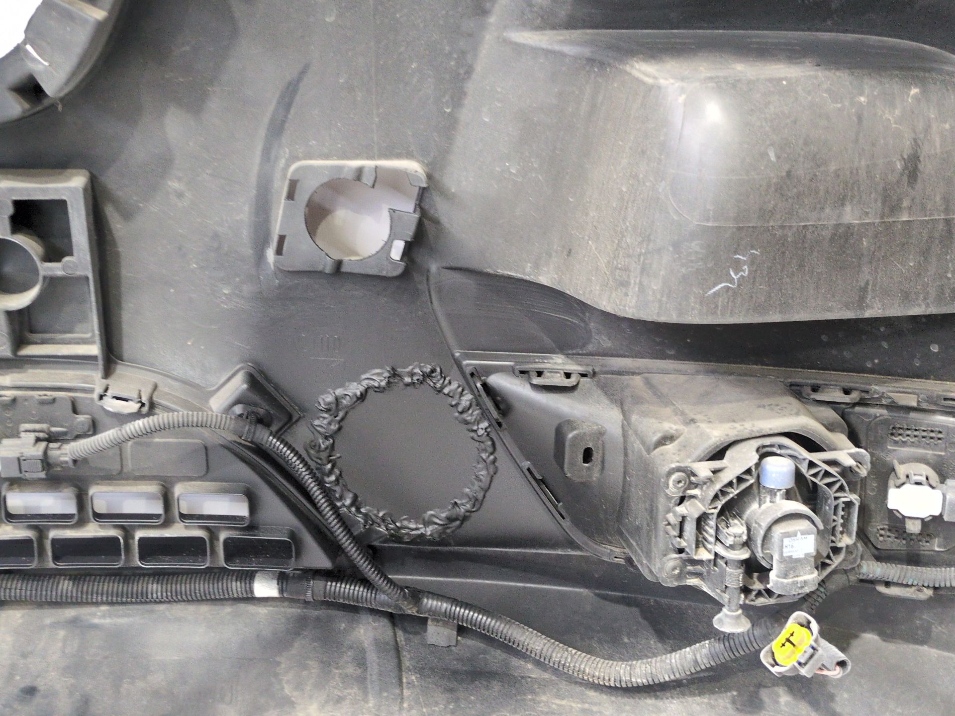 paragolpes_delantero_620104124x_renault_master_iii_furgoneta_fv_2_3_dci_150_rwd_fv0f