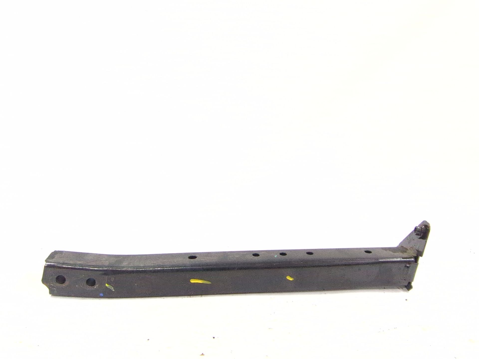 puntera_paragolpes_delantera_izquierda_758255533r_renault_captur_ii_hf_tce_140_hfn0