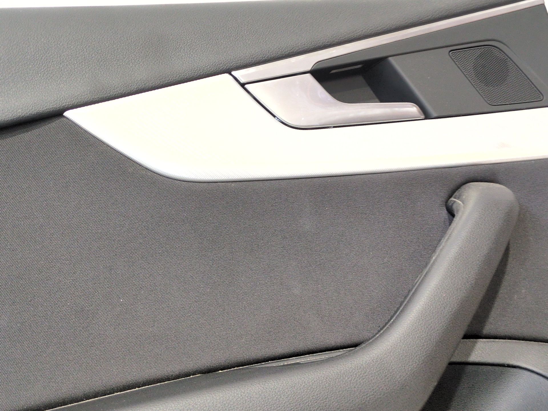 guarnecido_puerta_trasero_izquierdo_8w8868065_audi_a5_sportback_f5a_f5f_2_0_tdi_quattro