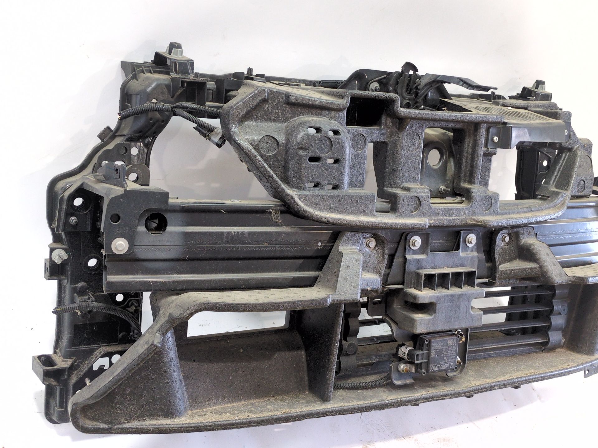 refuerzo_paragolpes_delantero_625008479r_625543630r_renault_arkana_i_lcm_ldn_1_3_tce_160_ldn1