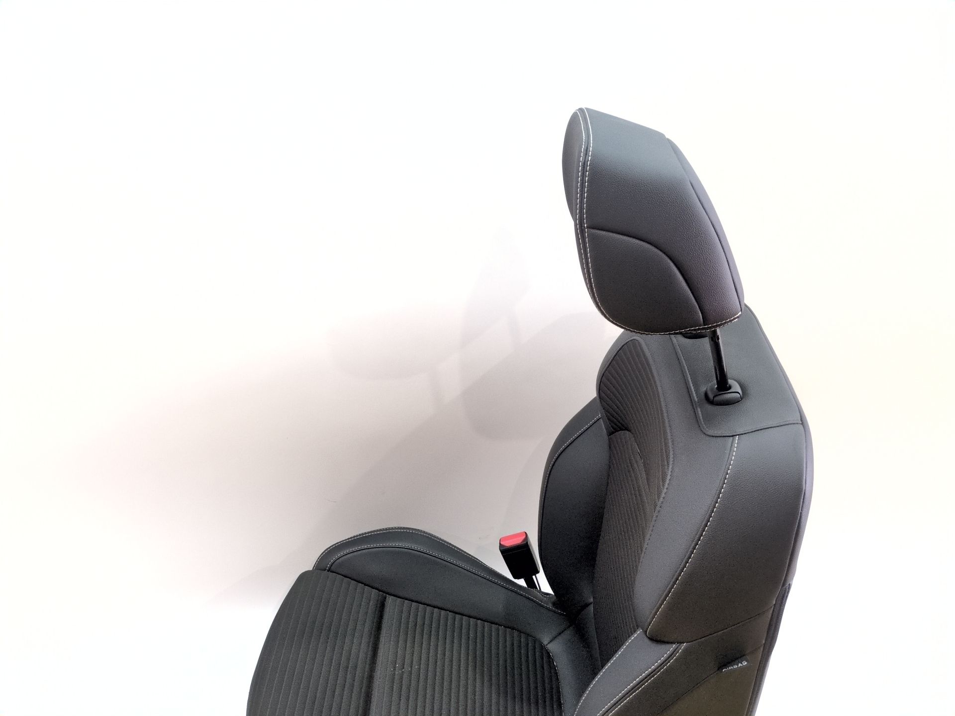 asiento_delantero_izquierdo_876701321r_873709421r_renault_scenic_iv_j9_1_5_dci_110