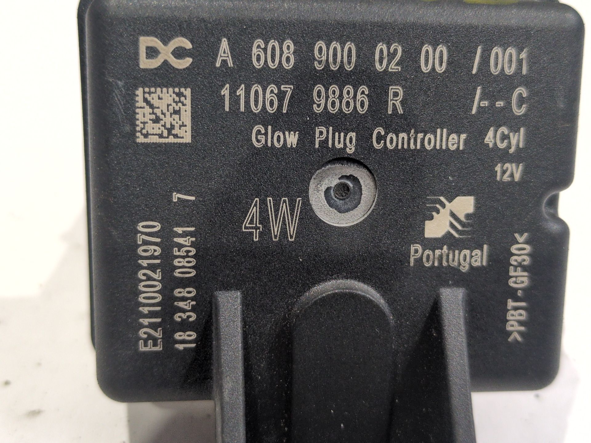 caja_precalentamiento_110679886r_a6089000200_renault_scenic_iv_j9_1_5_dci_110