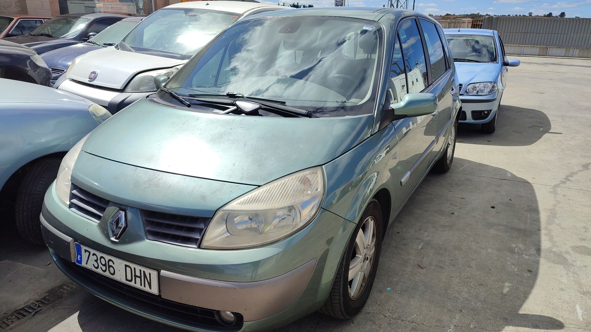 renault_scenic_ii_jm0_1