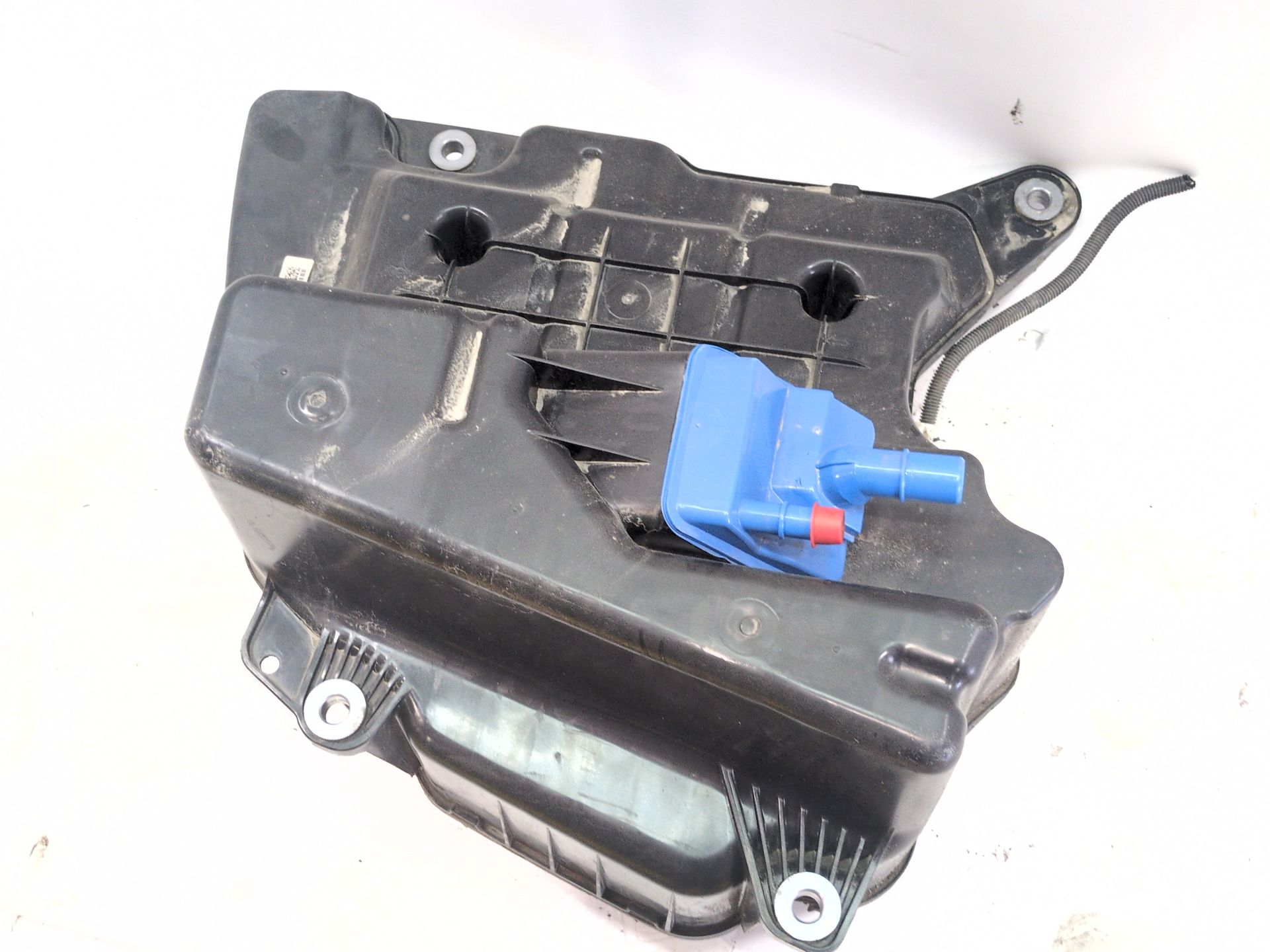 deposito_adblue_4067410ad_audi_a5_sportback_f5a_f5f_2_0_tdi_quattro