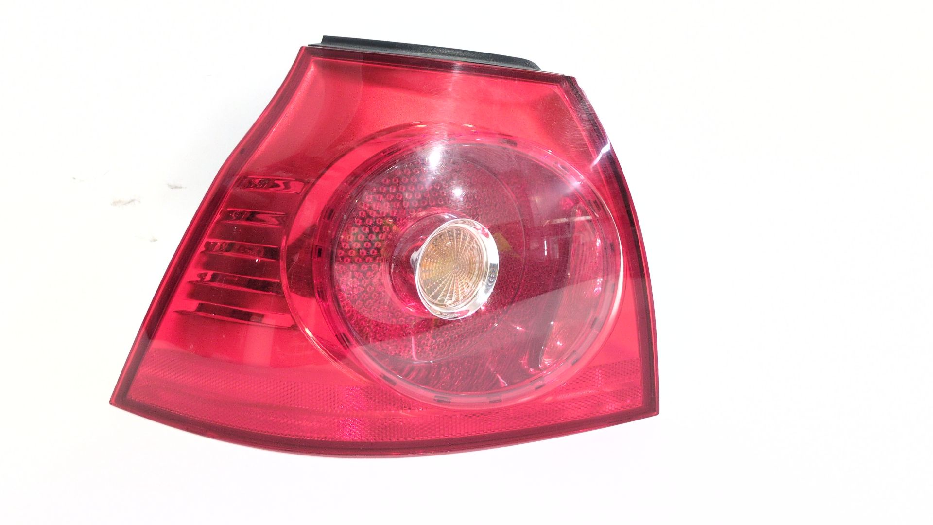 piloto_trasero_izquierdo_exterior_1k6945095ac_volkswagen_golf_v_1k1_2_0_gti