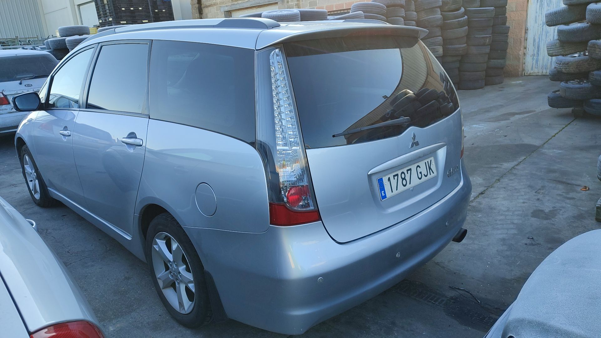 mitsubishi_grandis_na_w