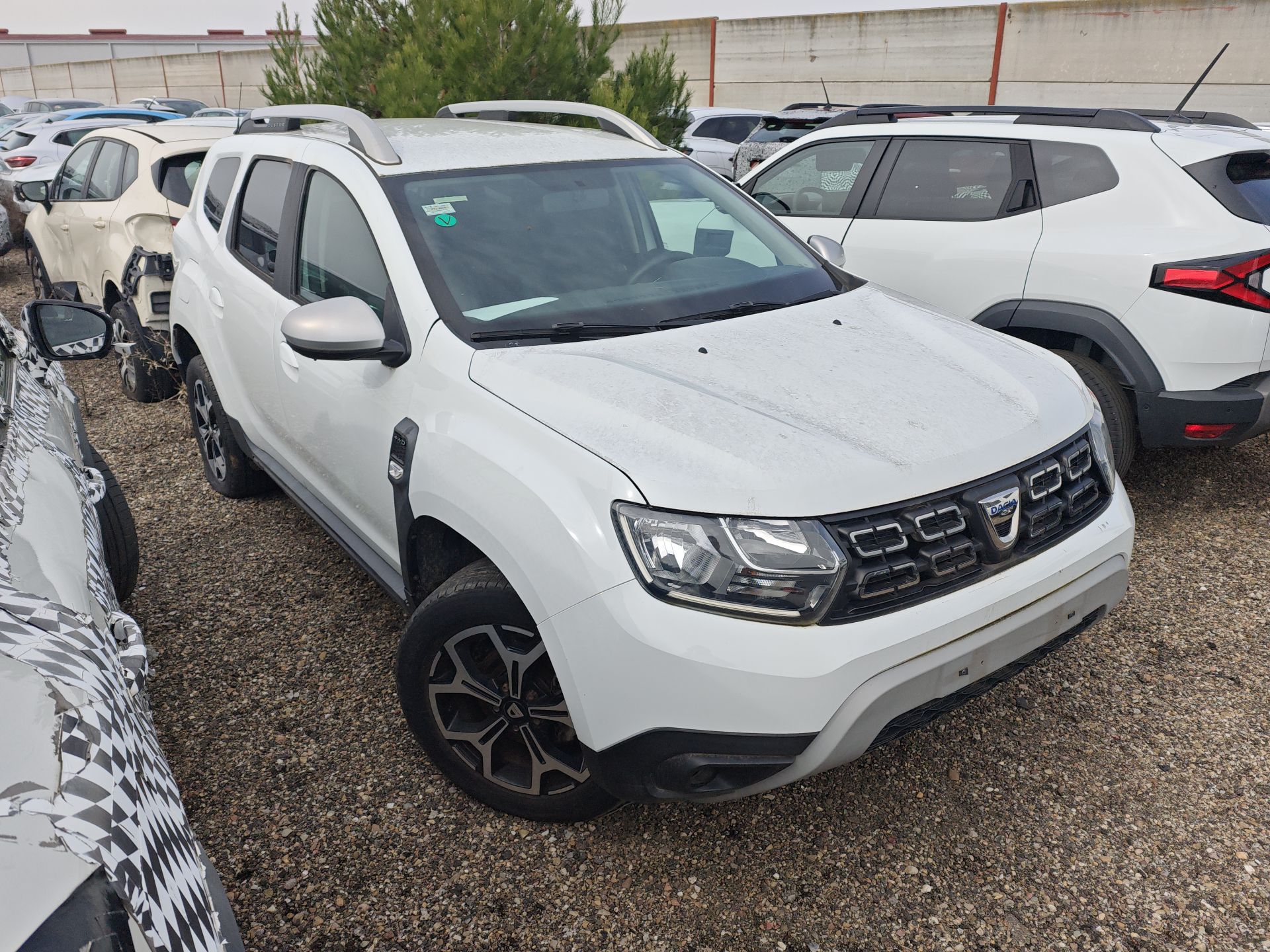 DACIA DUSTER (HM_)