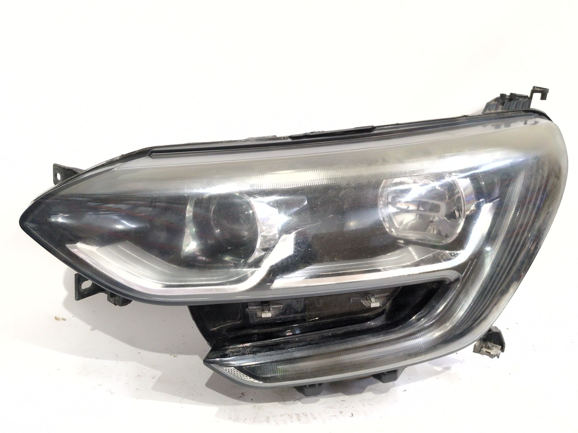 FARO IZQUIERDO RENAULT MEGANE IV SPORT TOURER (K9A/M/N_) 1.5 DCI 110 - 260602792r