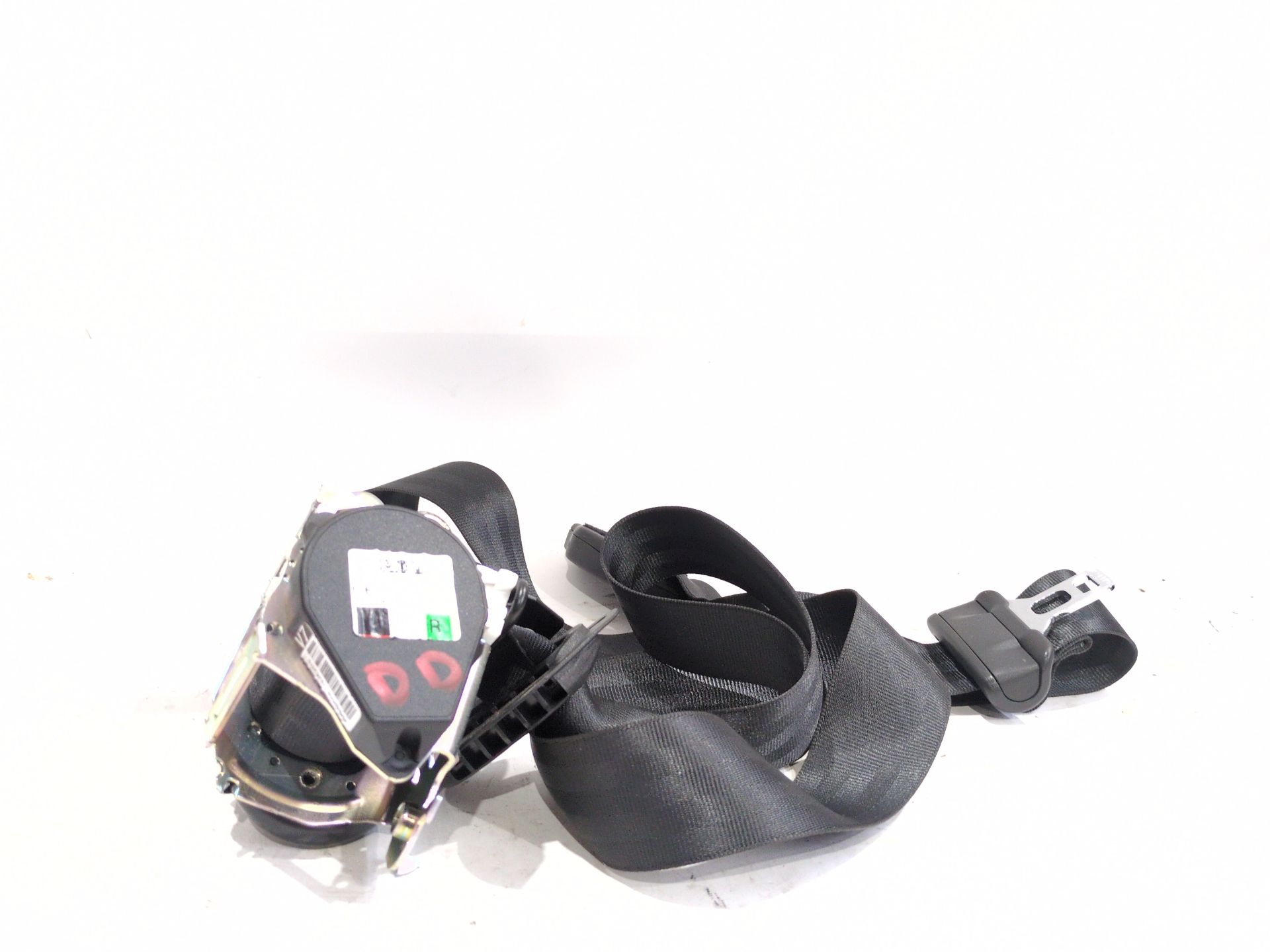 cinturon_seguridad_delantero_derecho_868842007r_renault_megane_iv_sport_tourer_k9a_m_n_1_5_dci_110