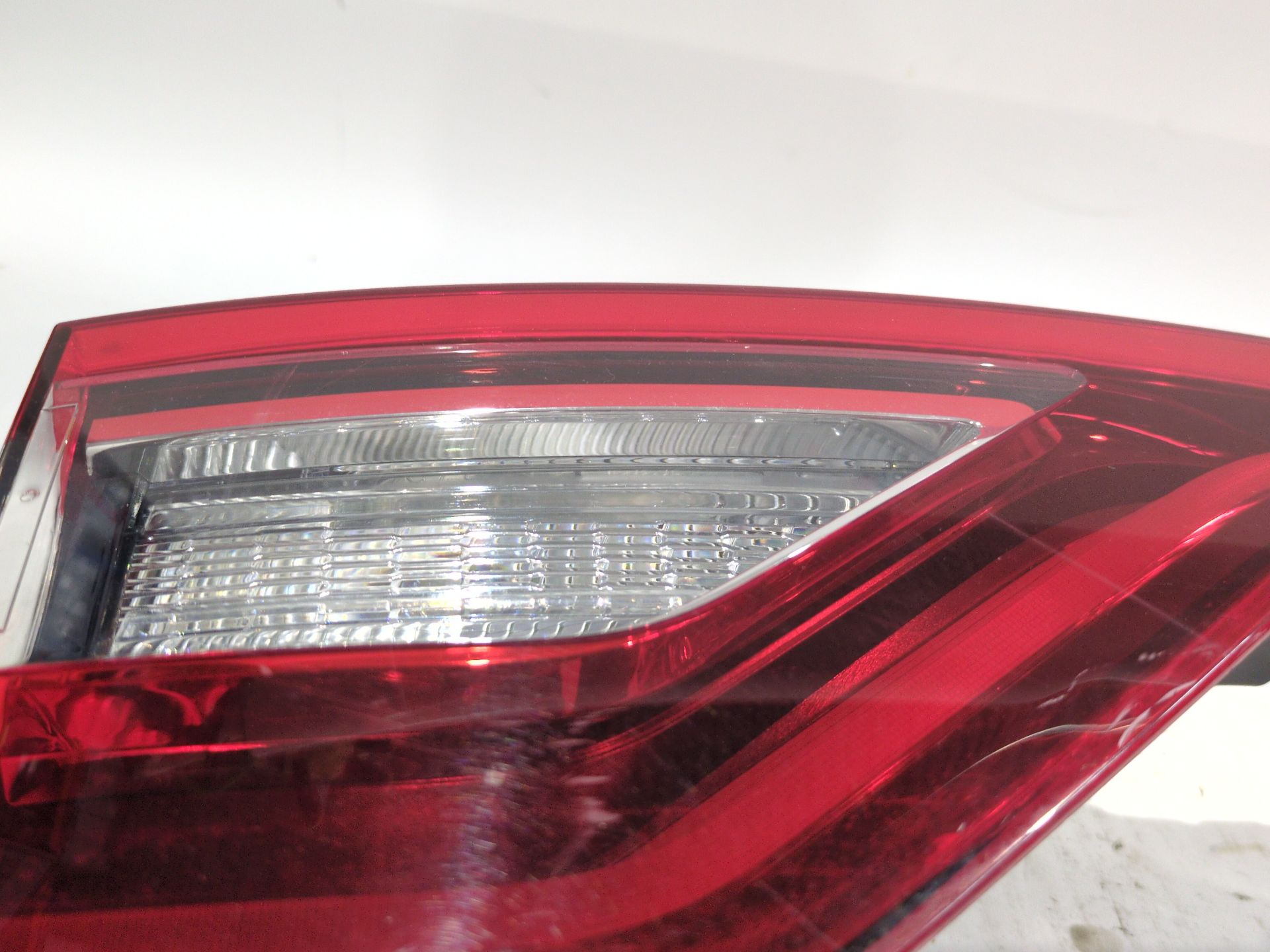 piloto_trasero_izquierdo_interior_265559648r_renault_megane_iv_sport_tourer_k9a_m_n_1_5_dci_110