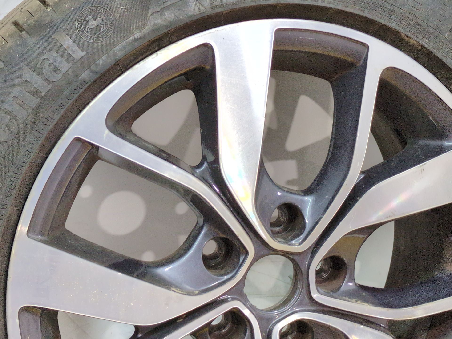 llanta_aluminio_403002961r_renault_megane_iv_sport_tourer_k9a_m_n_1_5_dci_110