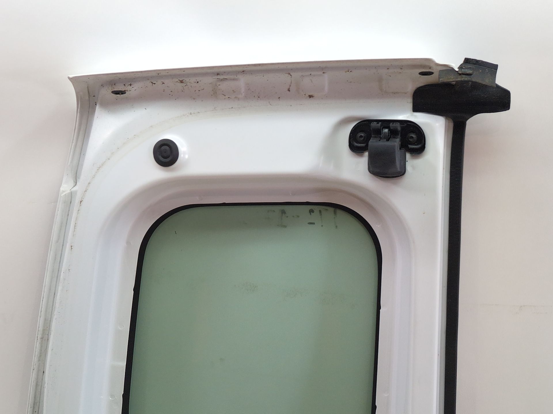 puerta_de_carga_trasera_derecha_sin_referencia_renault_express_furgoneta_monovolumen_1_5_blue_dci_95_f6ab