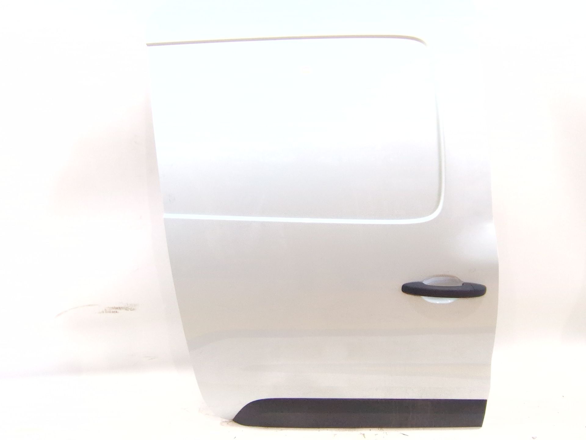 PUERTA CORREDERA LATERAL DERECHA RENAULT EXPRESS FURGONETA/MONOVOLUMEN 1.5 BLUE DCI 95 (F6AB) - sin referencia