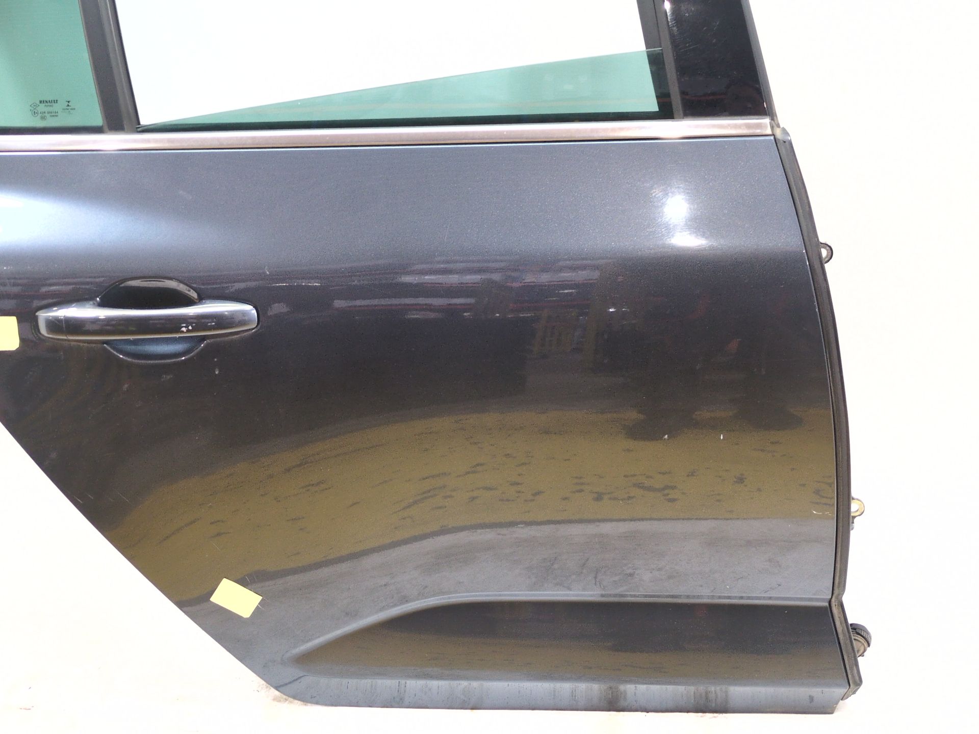 puerta_trasera_derecha_821006310r_renault_megane_iv_sport_tourer_k9a_m_n_1_5_dci_110