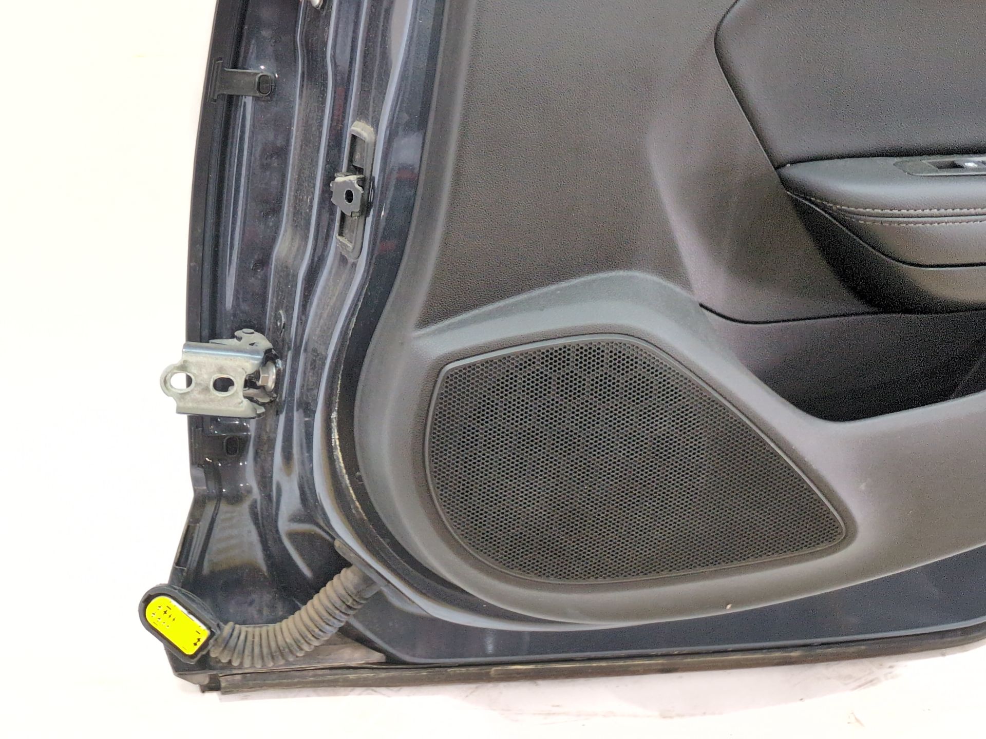 puerta_trasera_derecha_821006310r_renault_megane_iv_sport_tourer_k9a_m_n_1_5_dci_110