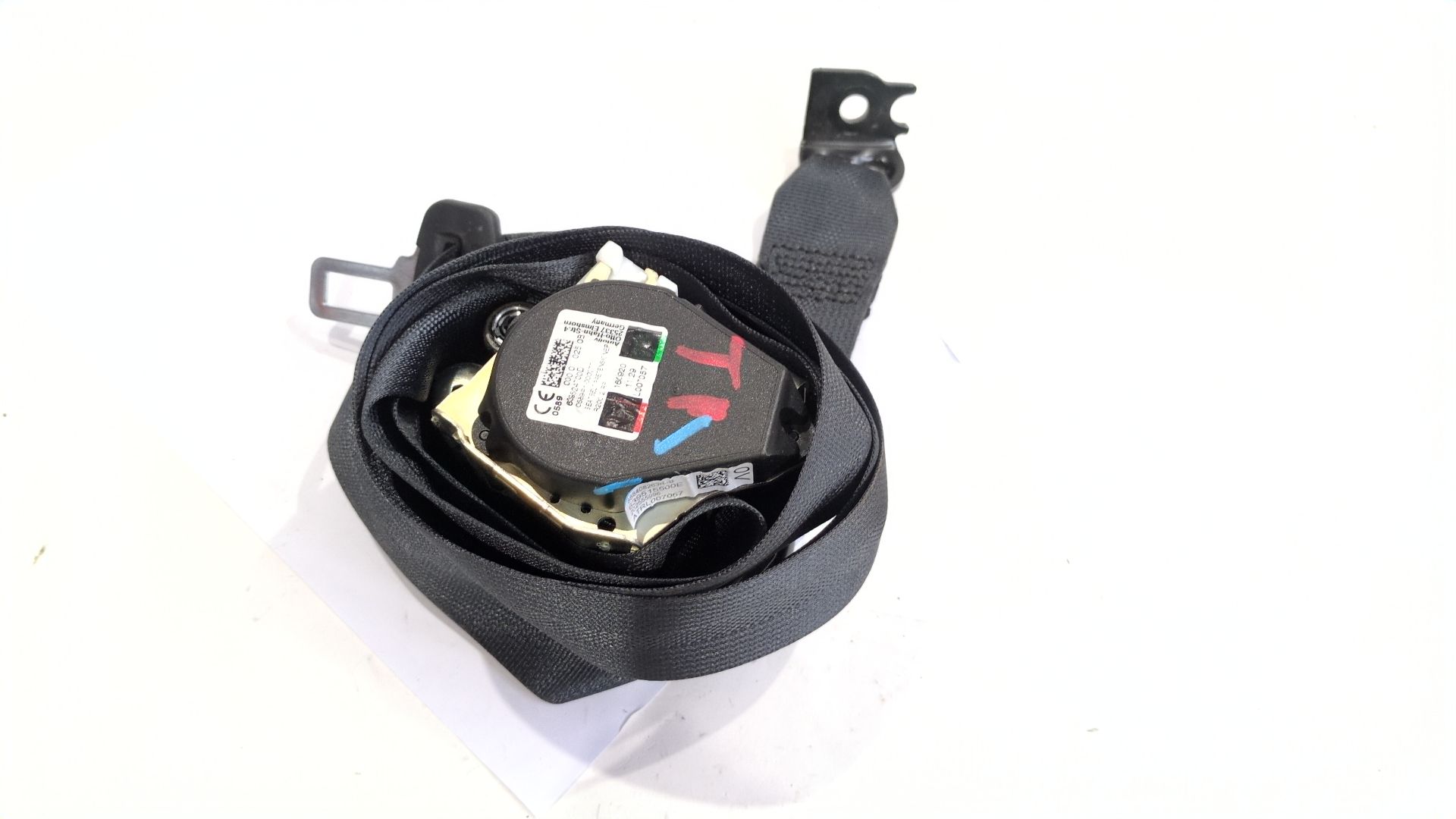cinturon_seguridad_trasero_izquierdo_888408263r_renault_captur_ii_hf_e_tech_160