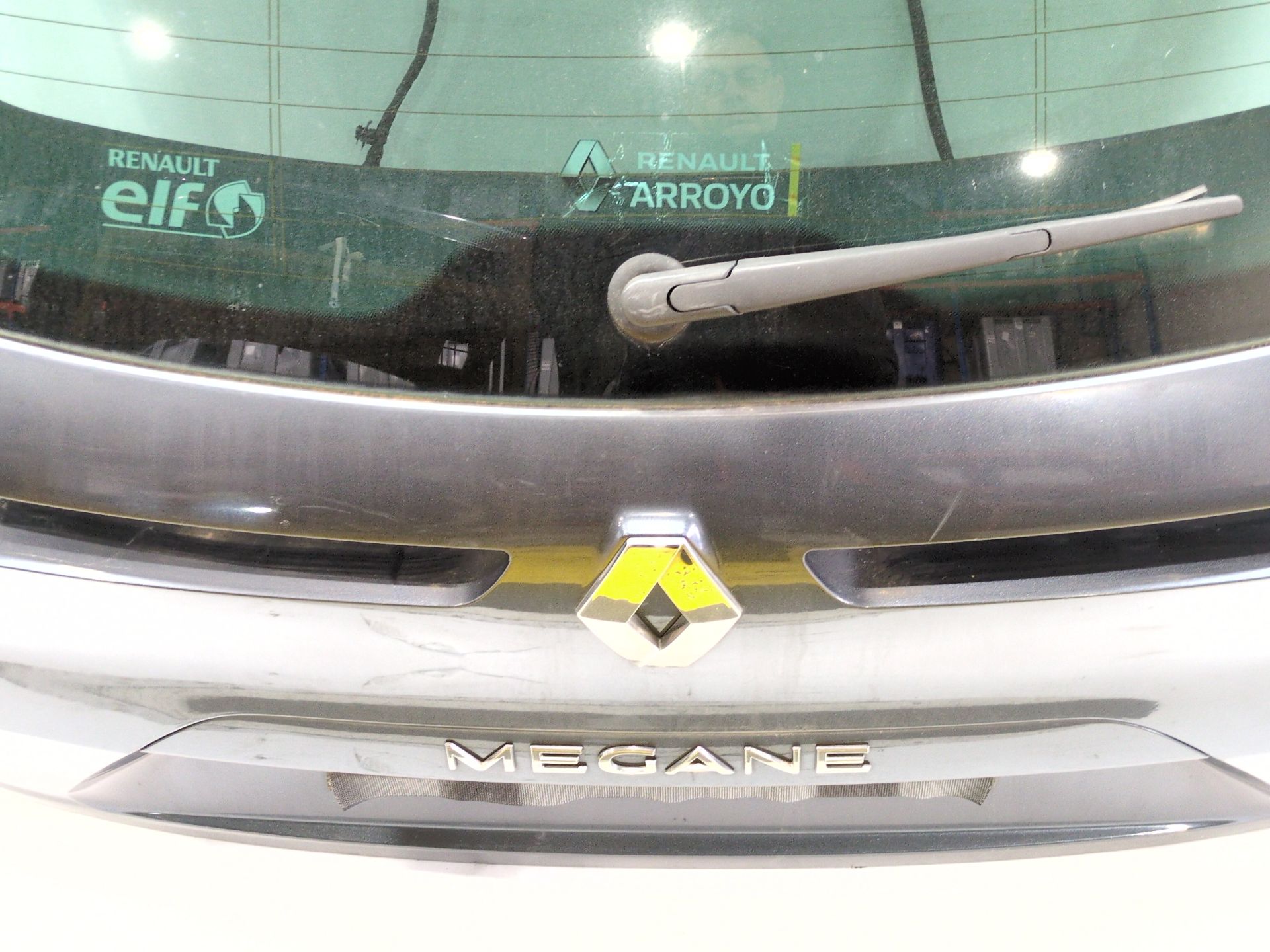 porton_trasero_901008561r_grey_titanium_tekpn_renault_megane_iv_sport_tourer_k9a_m_n_1_5_dci_110