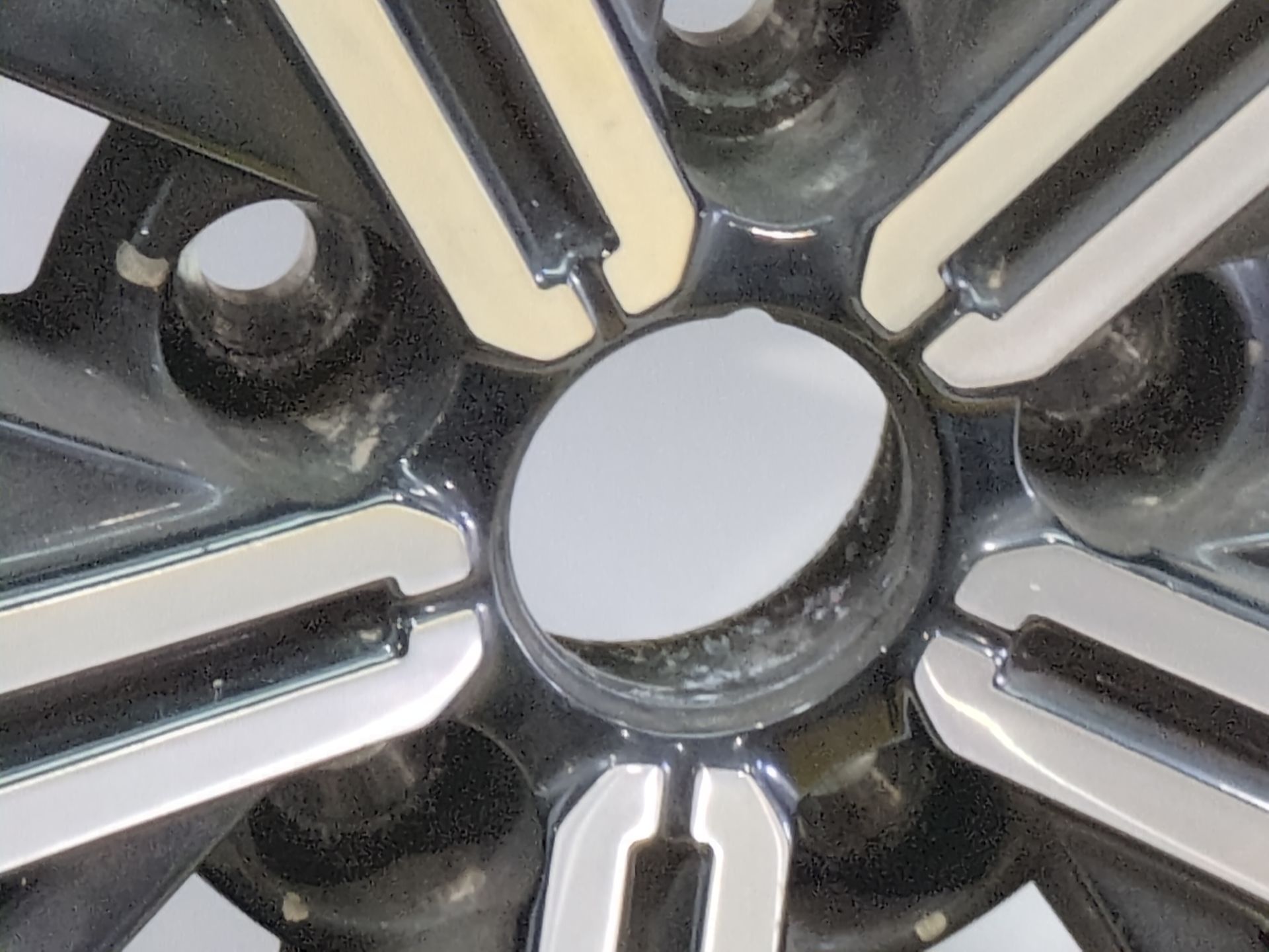 llanta_aluminio_403007567r_renault_austral_tce_140