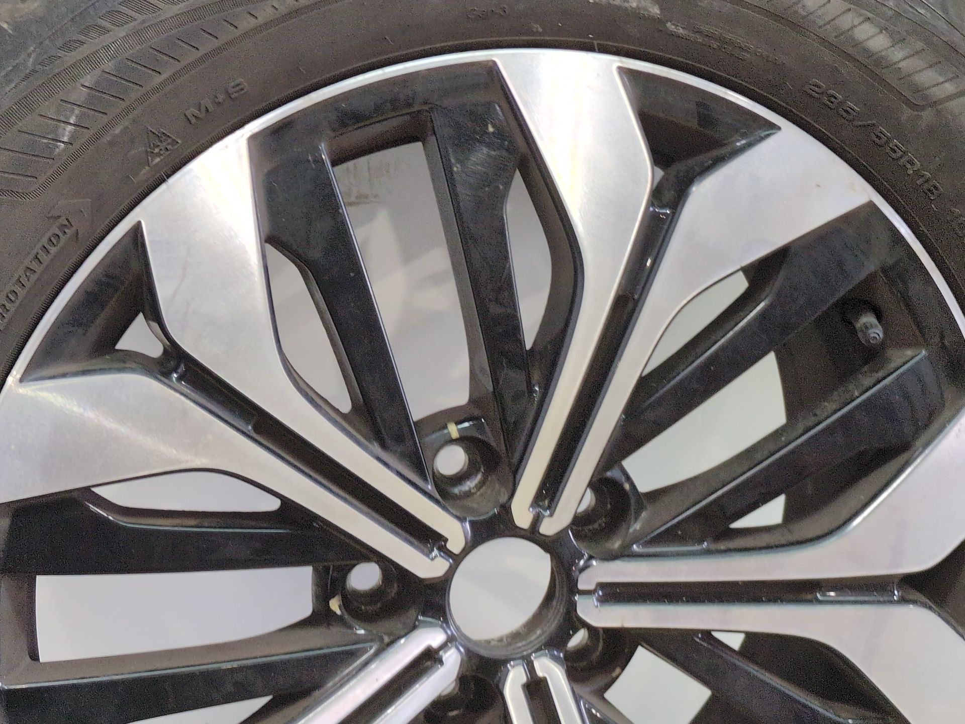 llanta_aluminio_403007567r_renault_austral_tce_140