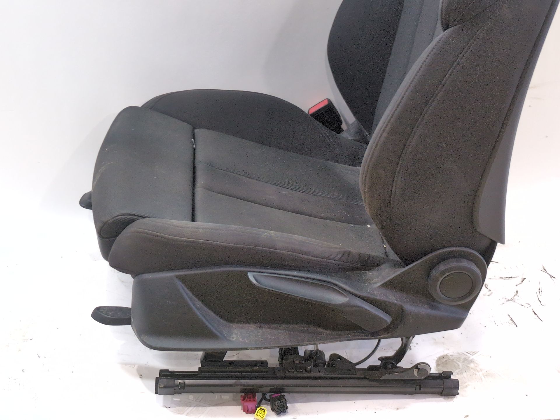 asiento_delantero_izquierdo_8w0881105ag_audi_a5_sportback_f5a_f5f_2_0_tdi_quattro
