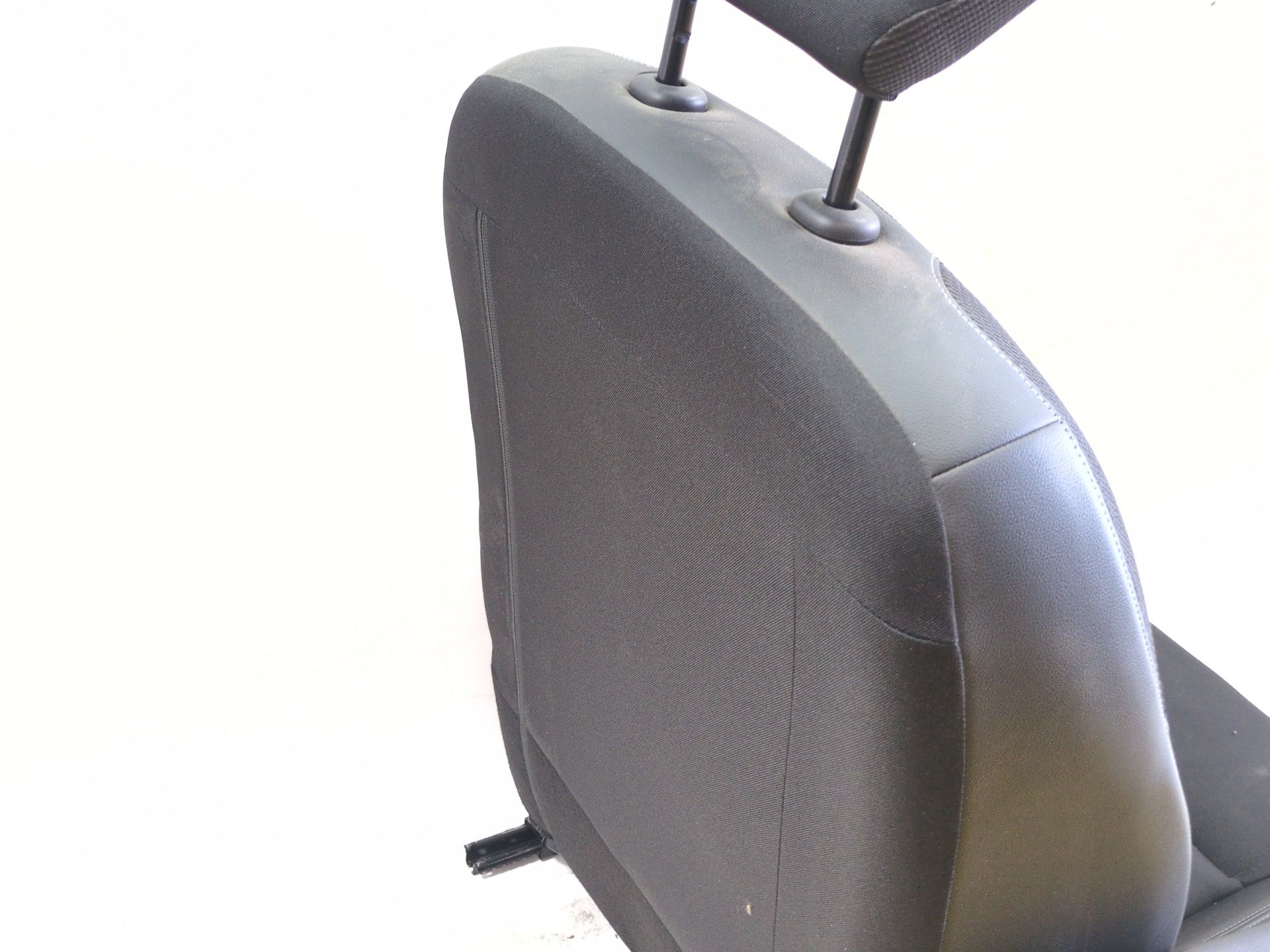asiento_delantero_izquierdo_876702127r_873708864r_renault_express_furgoneta_monovolumen_1_5_blue_dci_95_f6ab