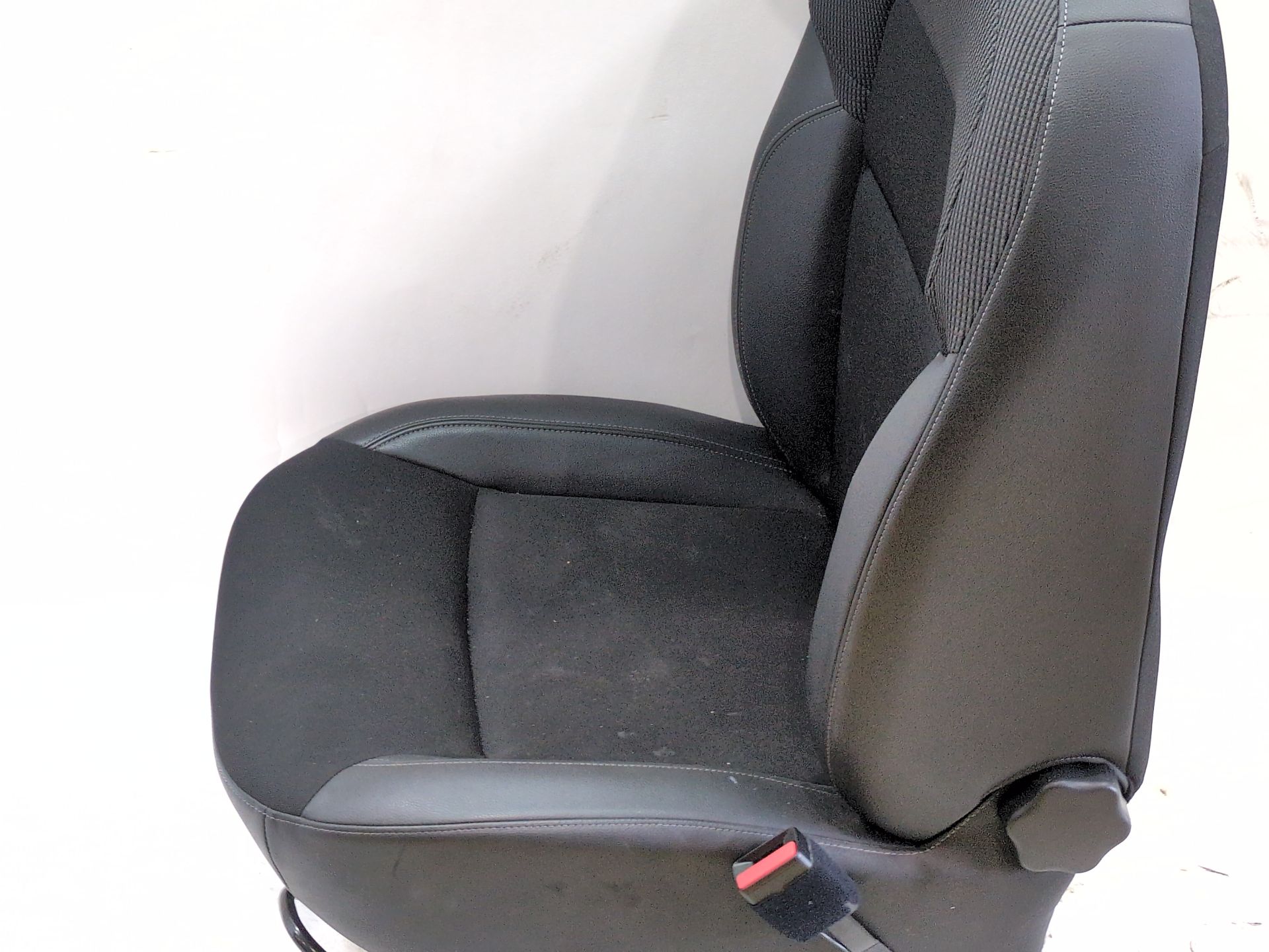 asiento_delantero_derecho_876206201r_873206946r_renault_express_furgoneta_monovolumen_1_5_blue_dci_95_f6ab