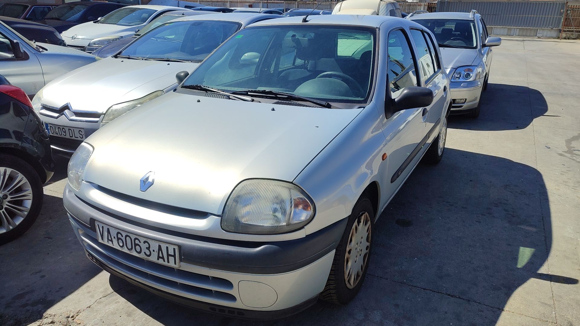 renault_clio_ii_bb_cb