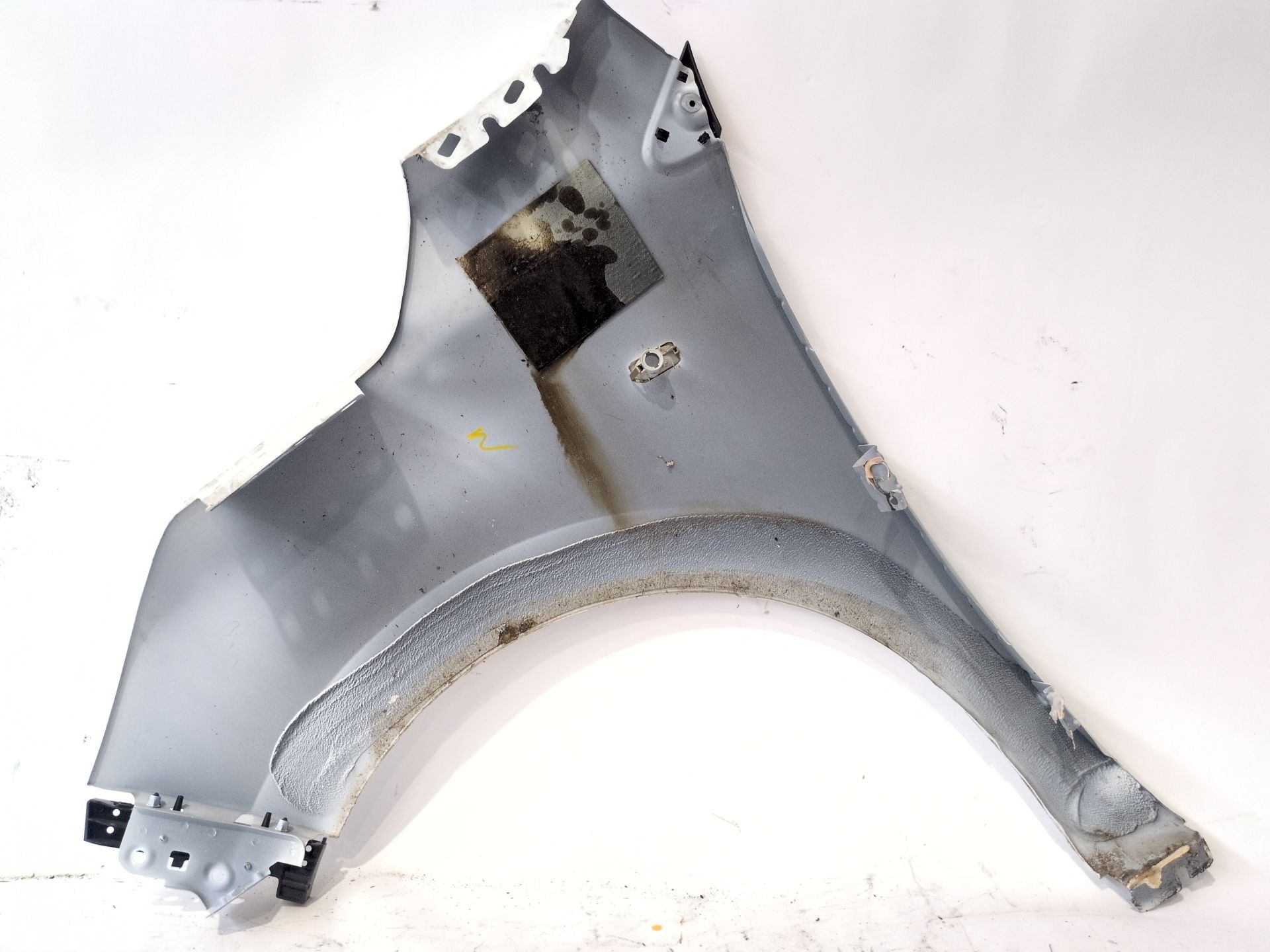 aleta_delantera_derecha_631006008r_renault_express_furgoneta_monovolumen_1_5_blue_dci_95_f6ab
