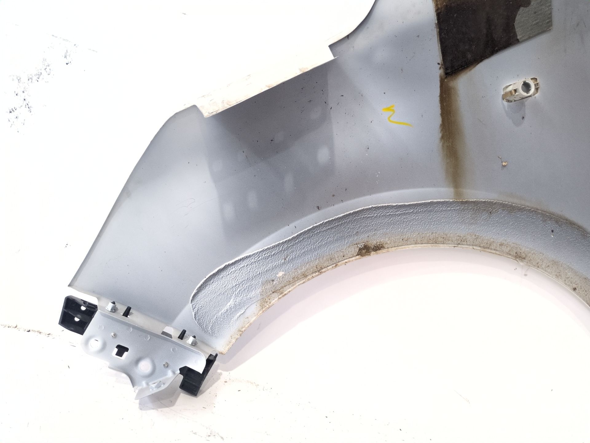 aleta_delantera_derecha_631006008r_renault_express_furgoneta_monovolumen_1_5_blue_dci_95_f6ab