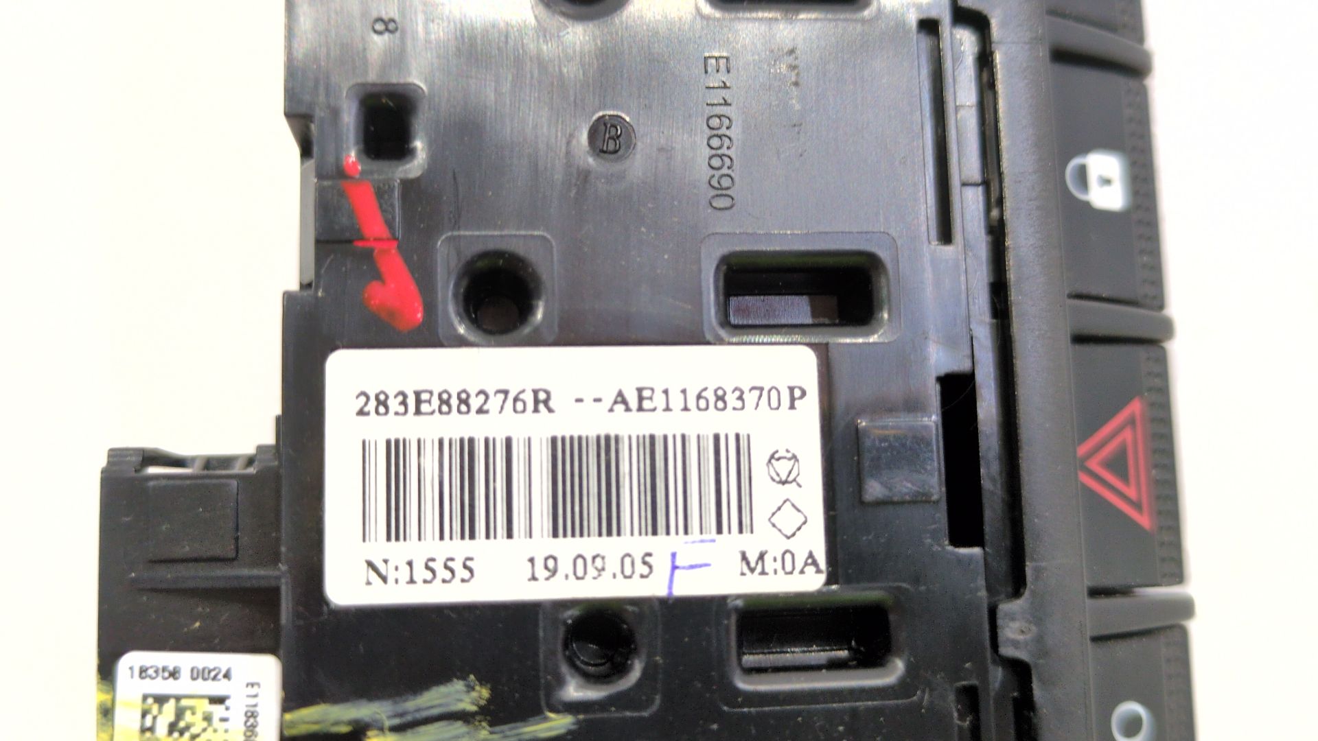 mando_multifuncion_283e88276r_renault_kangoo_express_fw0_1_1_5_dci_115_fw17