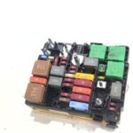 caja_reles_fusibles_9804848180_peugeot_partner_furgoneta_monovolumen_k9_e_partner