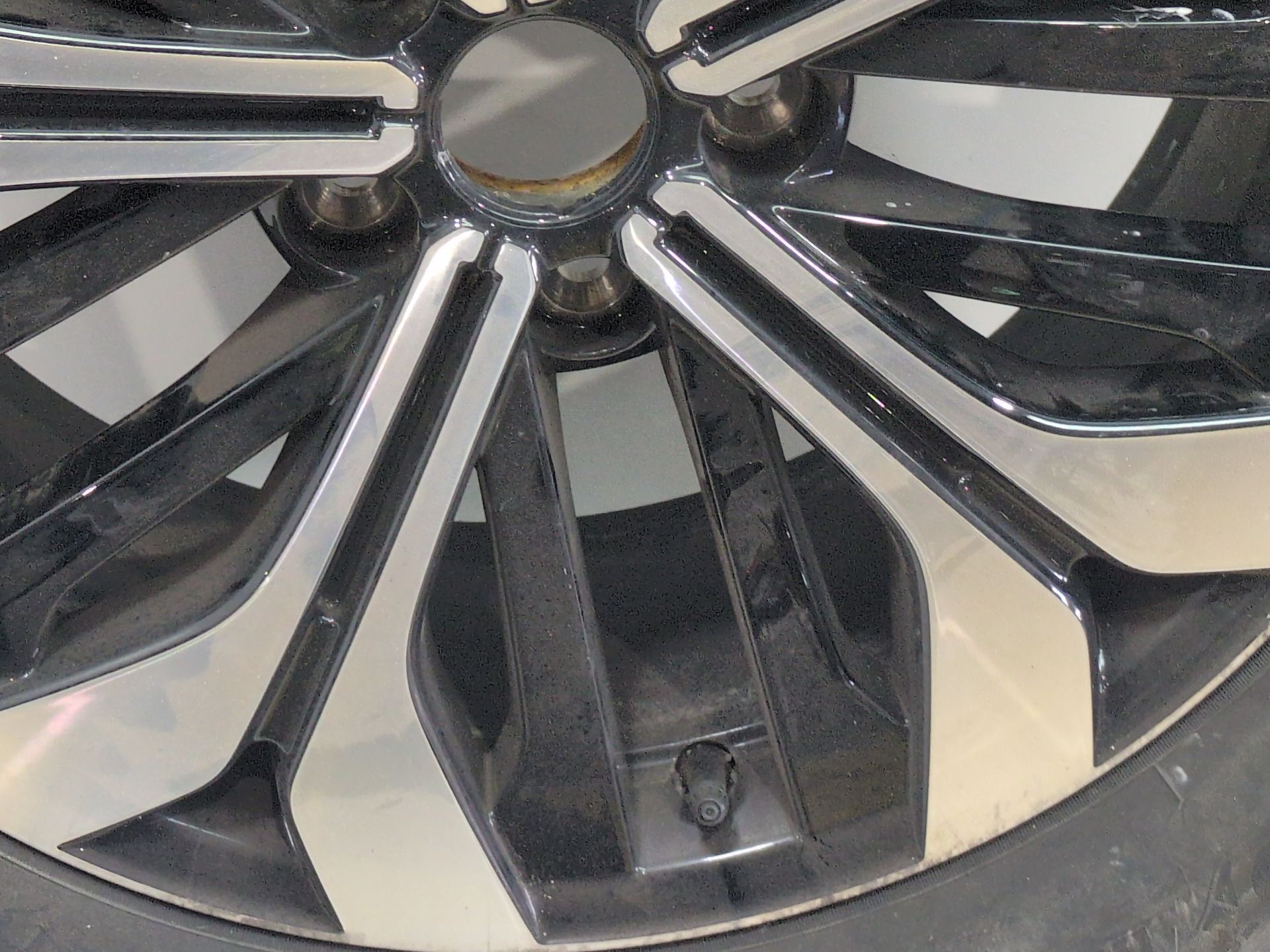 llanta_aluminio_403007567r_renault_austral_e_tech_200_hybrid