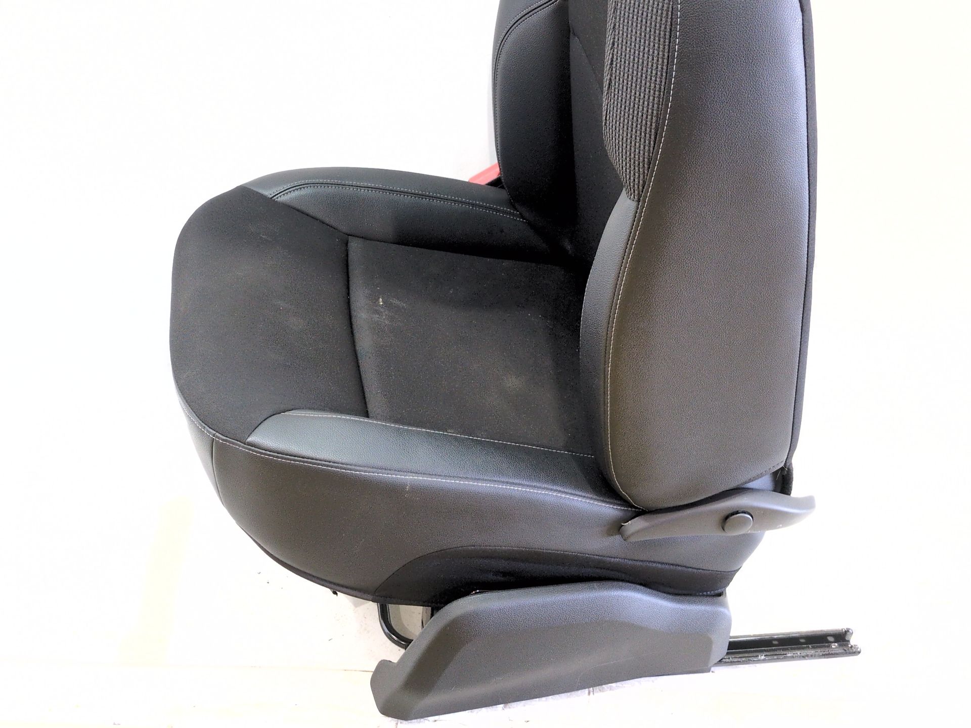 asiento_delantero_izquierdo_876706804r_873706674r_renault_express_furgoneta_monovolumen_1_5_blue_dci_95_f6ab