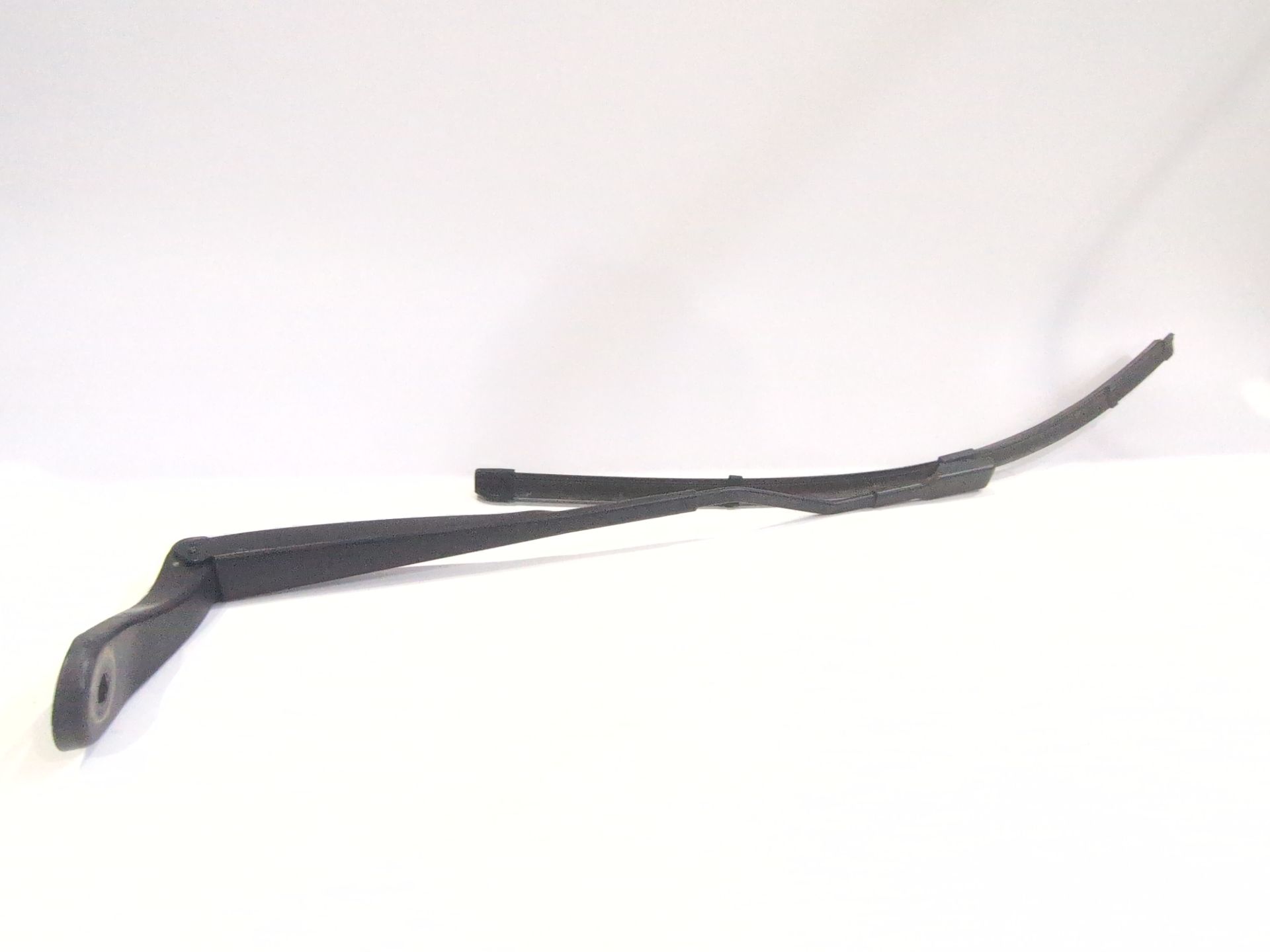 BRAZO LIMPIA DELANTERO IZQUIERDO DACIA SANDERO III 1.0 TCE 110