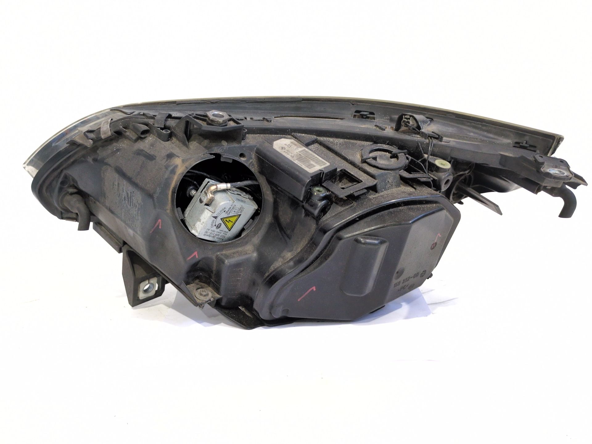faro_derecho_xenon_63127165568_bmw_5_e60_530_d
