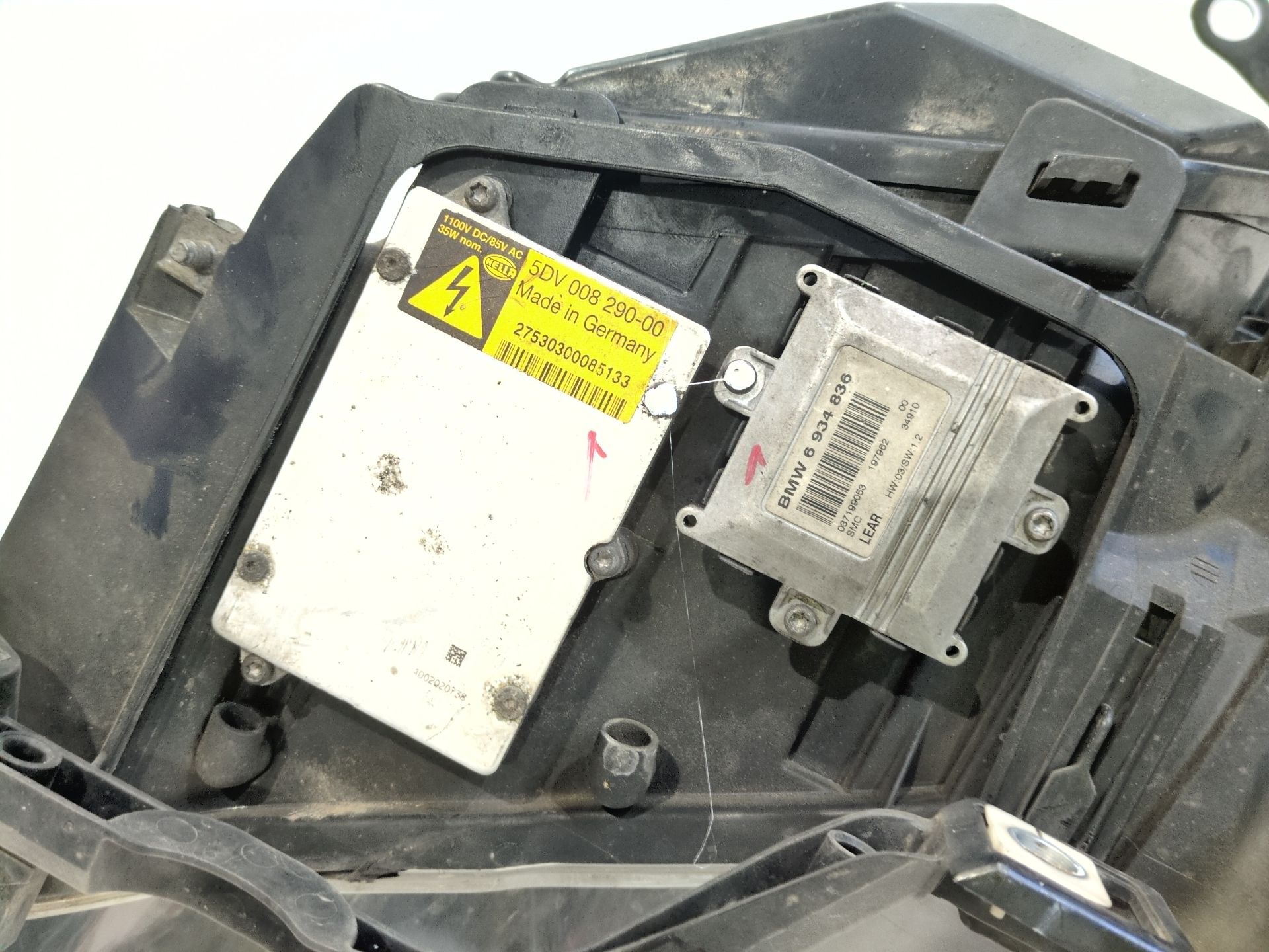 faro_derecho_xenon_63127165568_bmw_5_e60_530_d