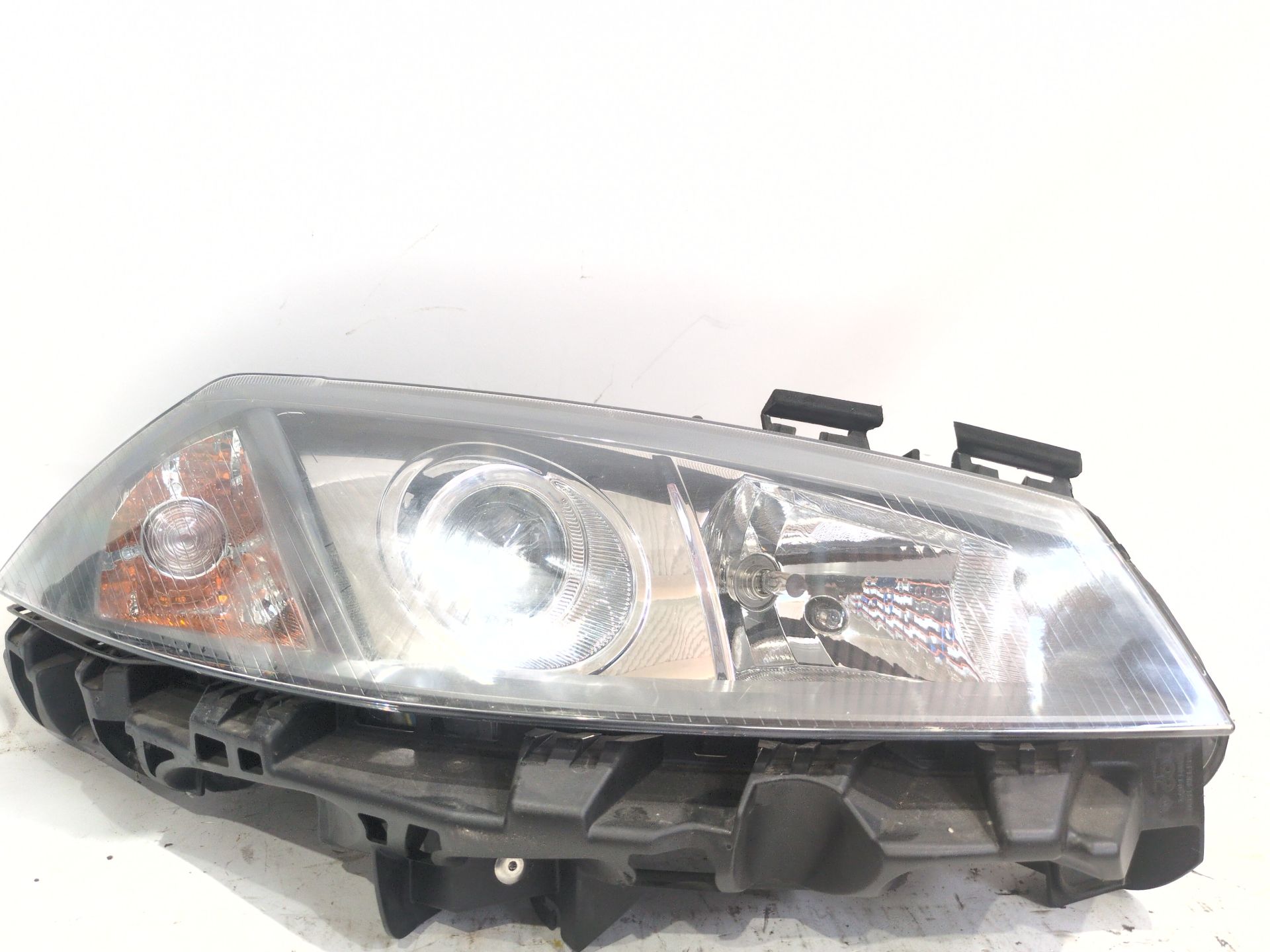 FARO DERECHO XENON RENAULT MEGANE II (BM0/1_ CM0/1_) 1.9 DCI (BM0G CM0G)