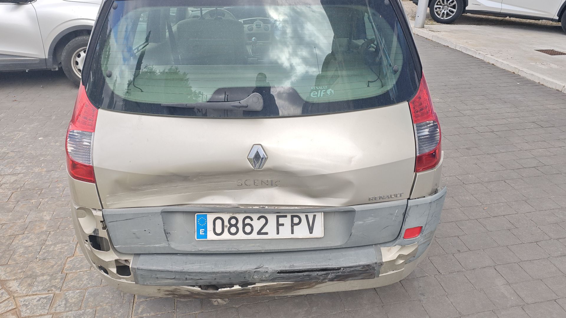renault_scenic_ii_jm0_1