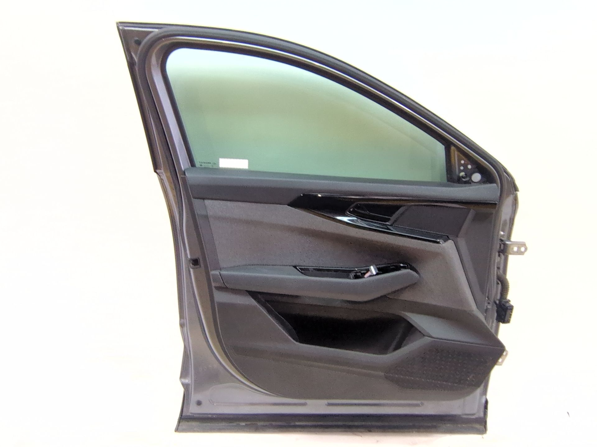 PUERTA DELANTERA IZQUIERDA RENAULT AUSTRAL TCE 130 - 801018968R
