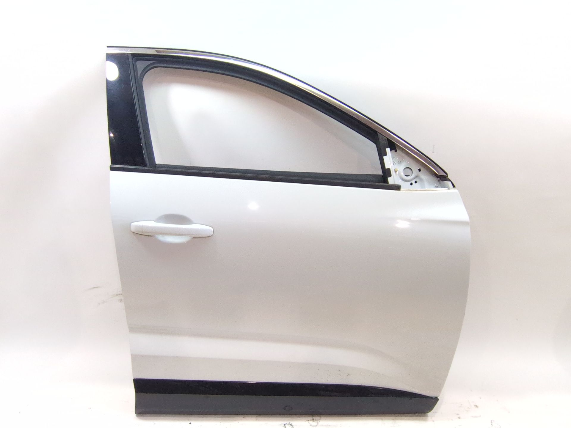 PUERTA DELANTERA DERECHA RENAULT AUSTRAL TCE 130 - 801009450R