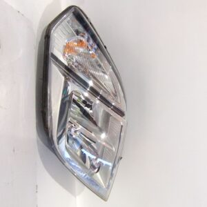 faro_derecho_26010bz50a_renault_master_iii_furgoneta_fv_2_3_dci_180_fwd_fv04