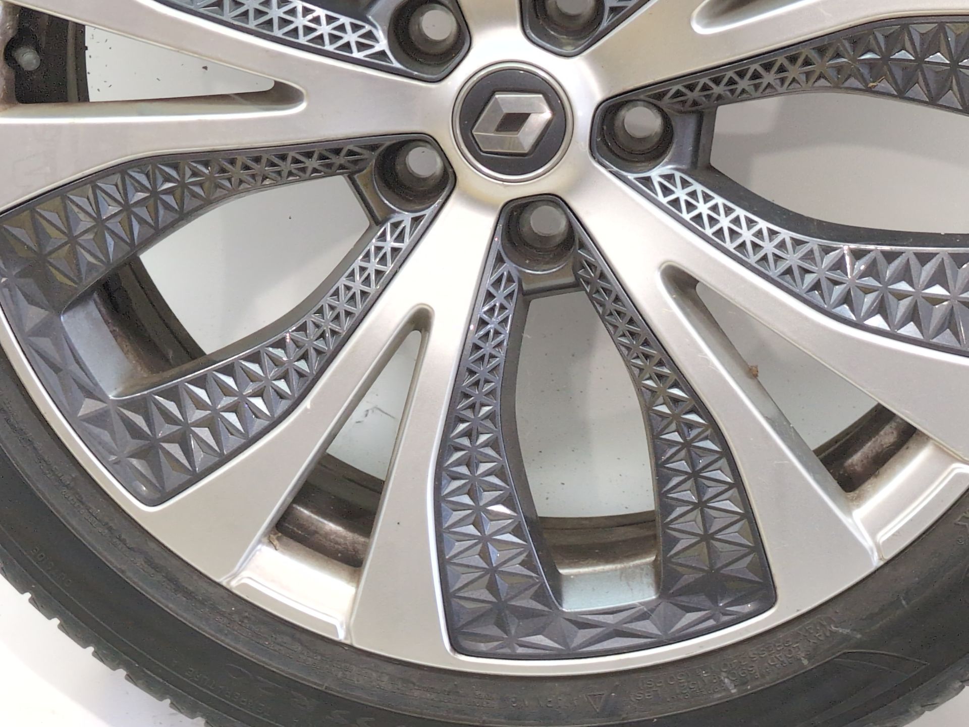 llanta_aluminio_403006686r_renault_scenic_iv_j9_1_3_tce_140