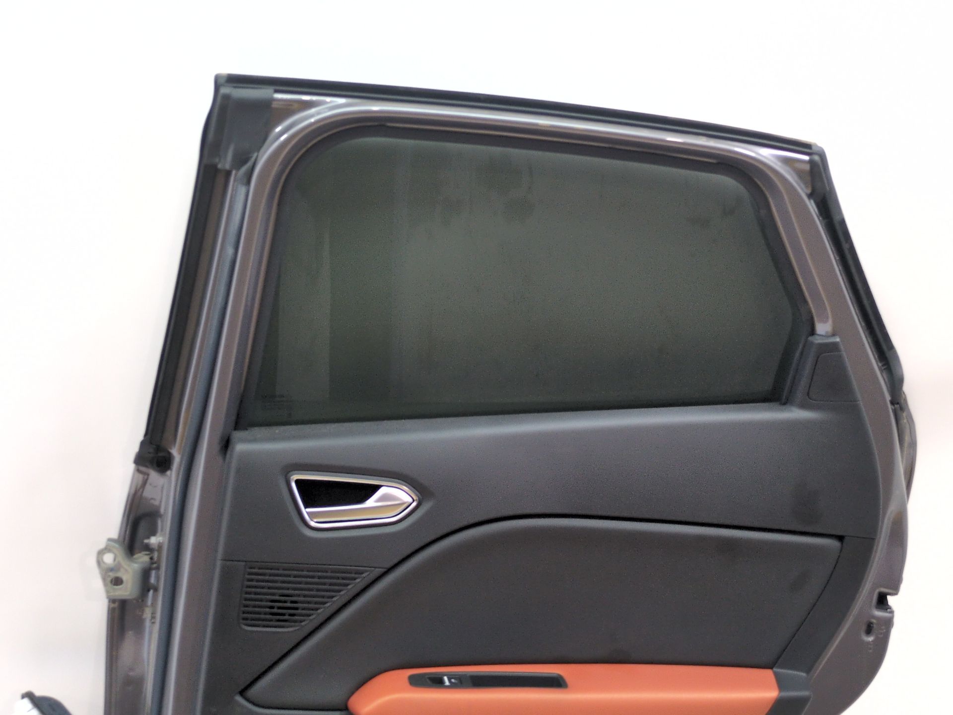 puerta_trasera_derecha_821008581r_gris_cassiopee_tpkng_renault_captur_ii_hf_lpg_hfmt