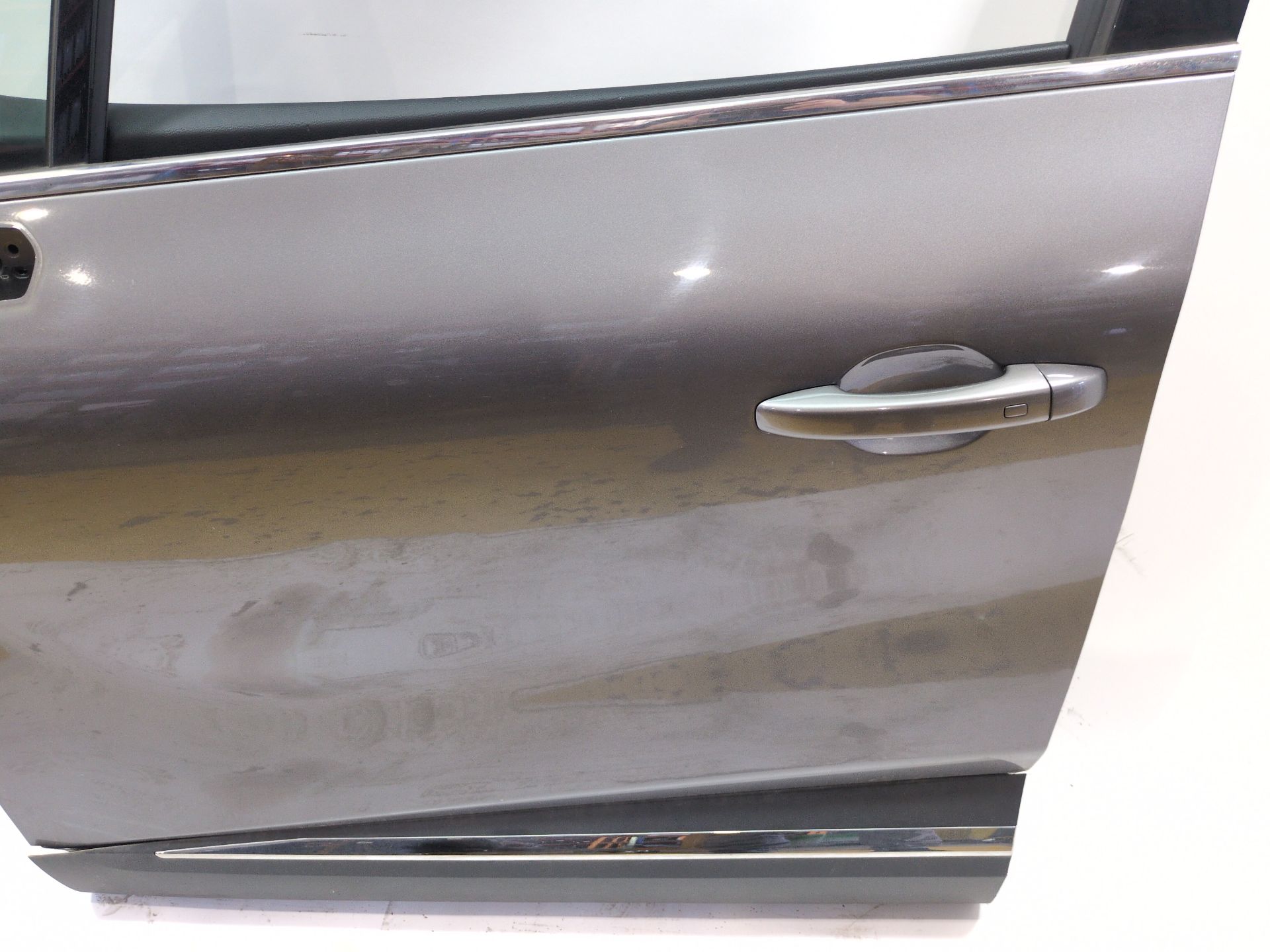 puerta_delantera_izquierda_801018321r_gris_cassiopee_tpkng_renault_captur_ii_hf_lpg_hfmt