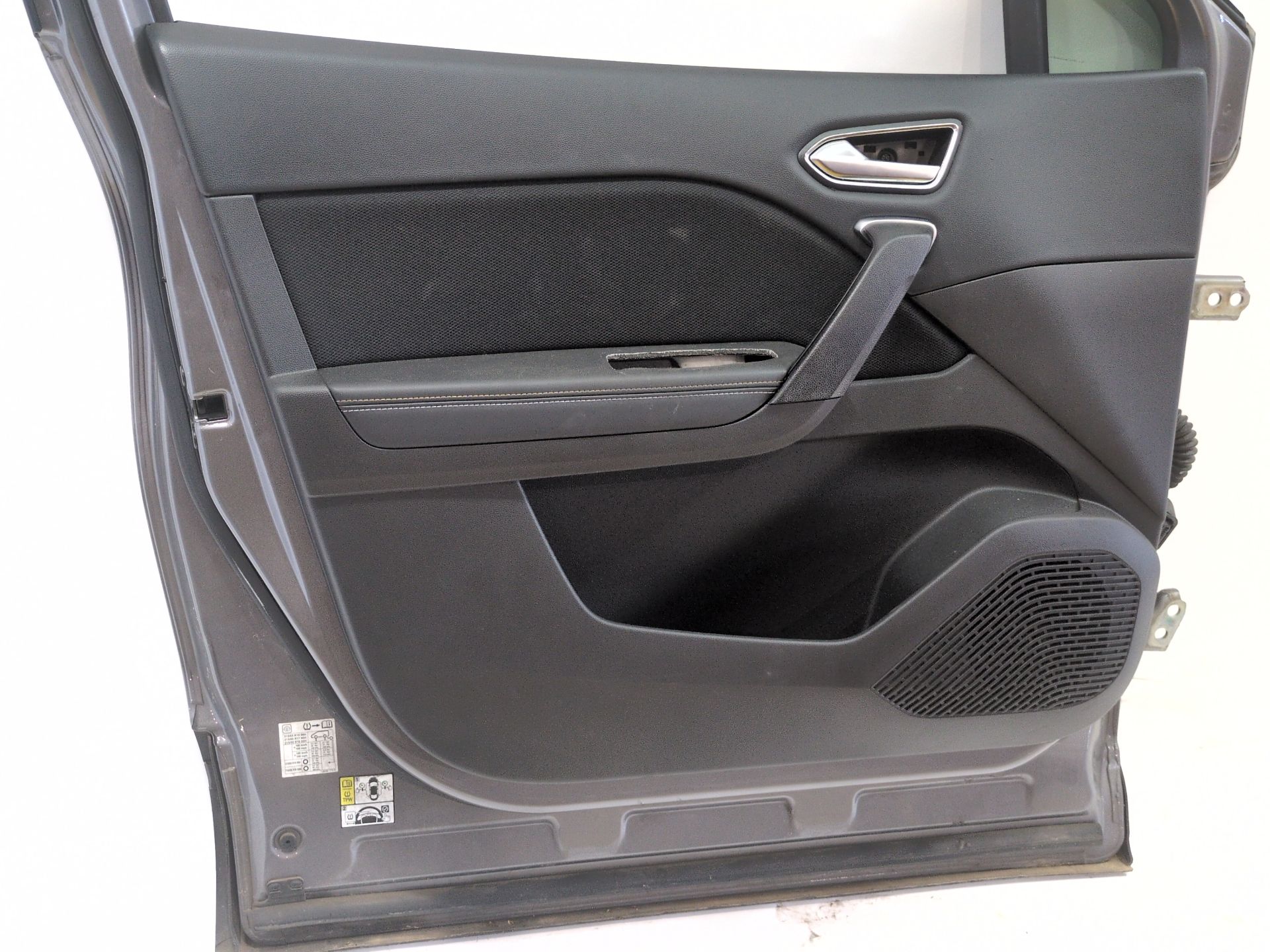 puerta_delantera_izquierda_801018321r_gris_cassiopee_tpkng_renault_captur_ii_hf_lpg_hfmt
