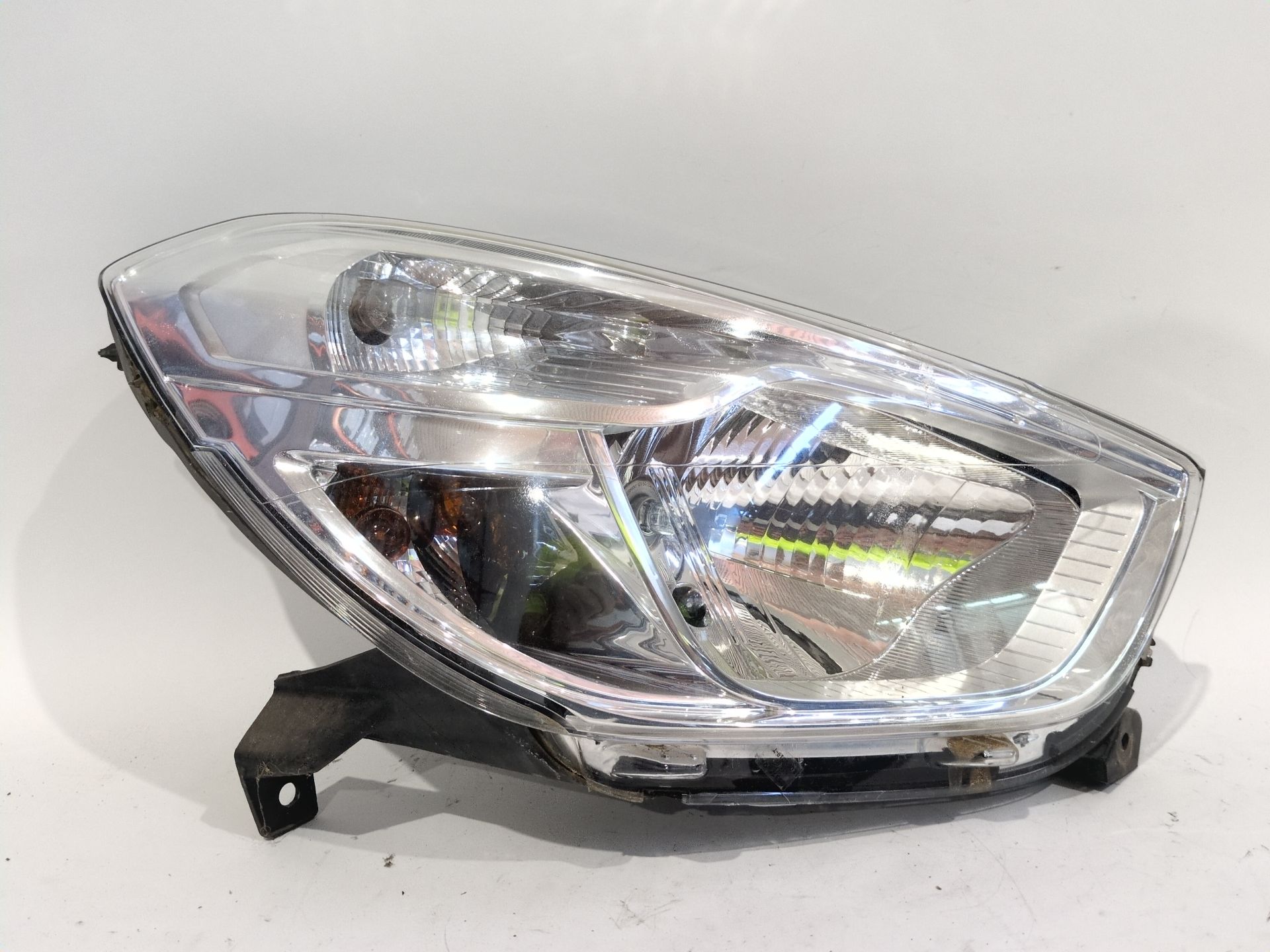 FARO DERECHO DACIA LODGY (JS_) 1.3 TCE 130 (JSNE) - 260102414r