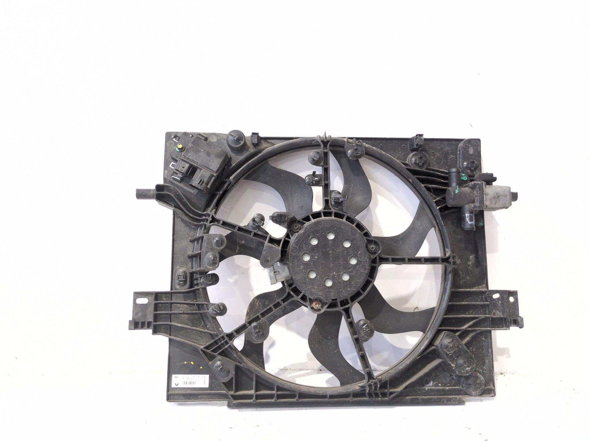 ELECTROVENTILADOR DACIA DUSTER (HM_) 1.5 DCI 115 (HMAD) - 214810150R